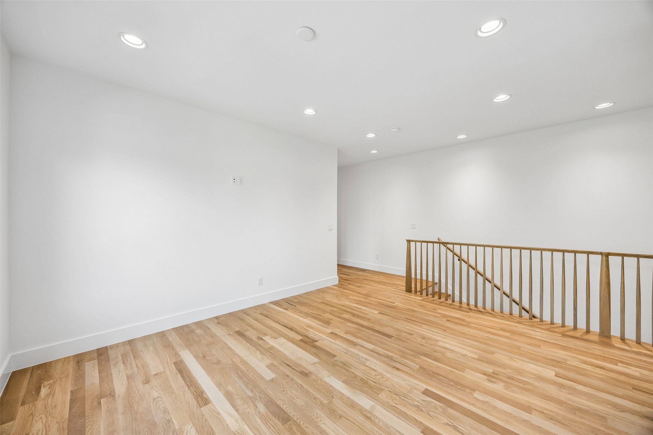 5526 Ellsworth Avenue