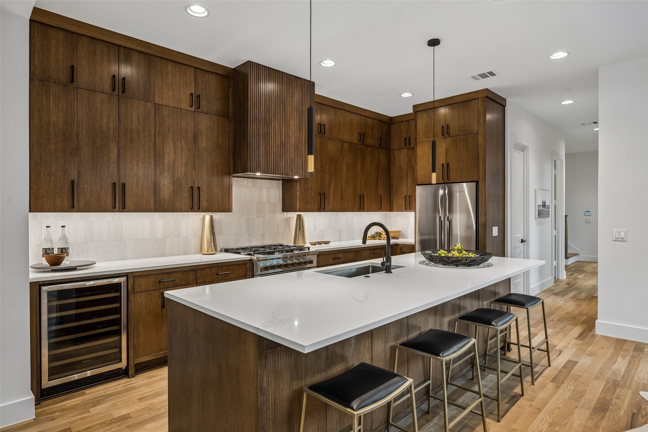 5526 Ellsworth Avenue