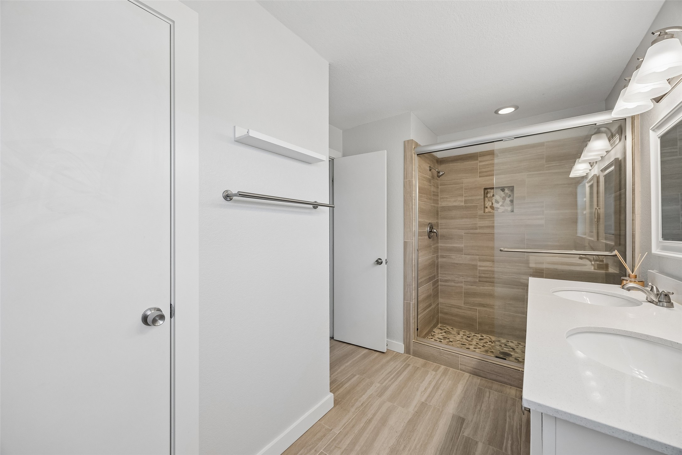 2623 Heatherwood Drive