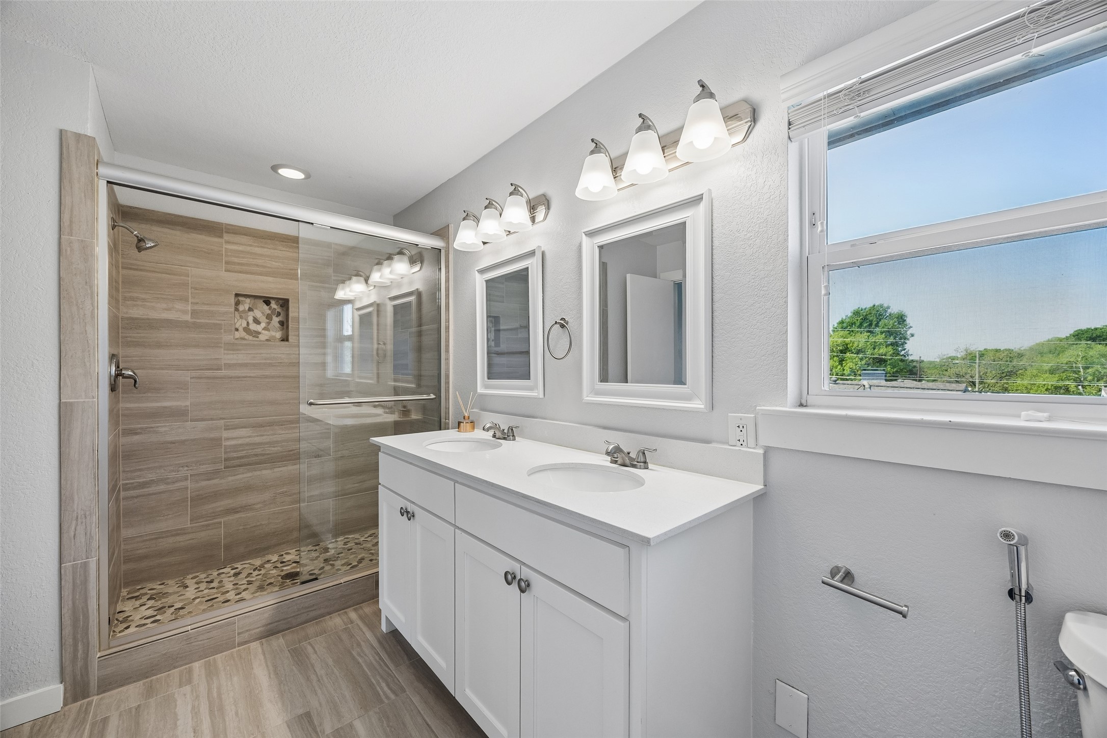 2623 Heatherwood Drive