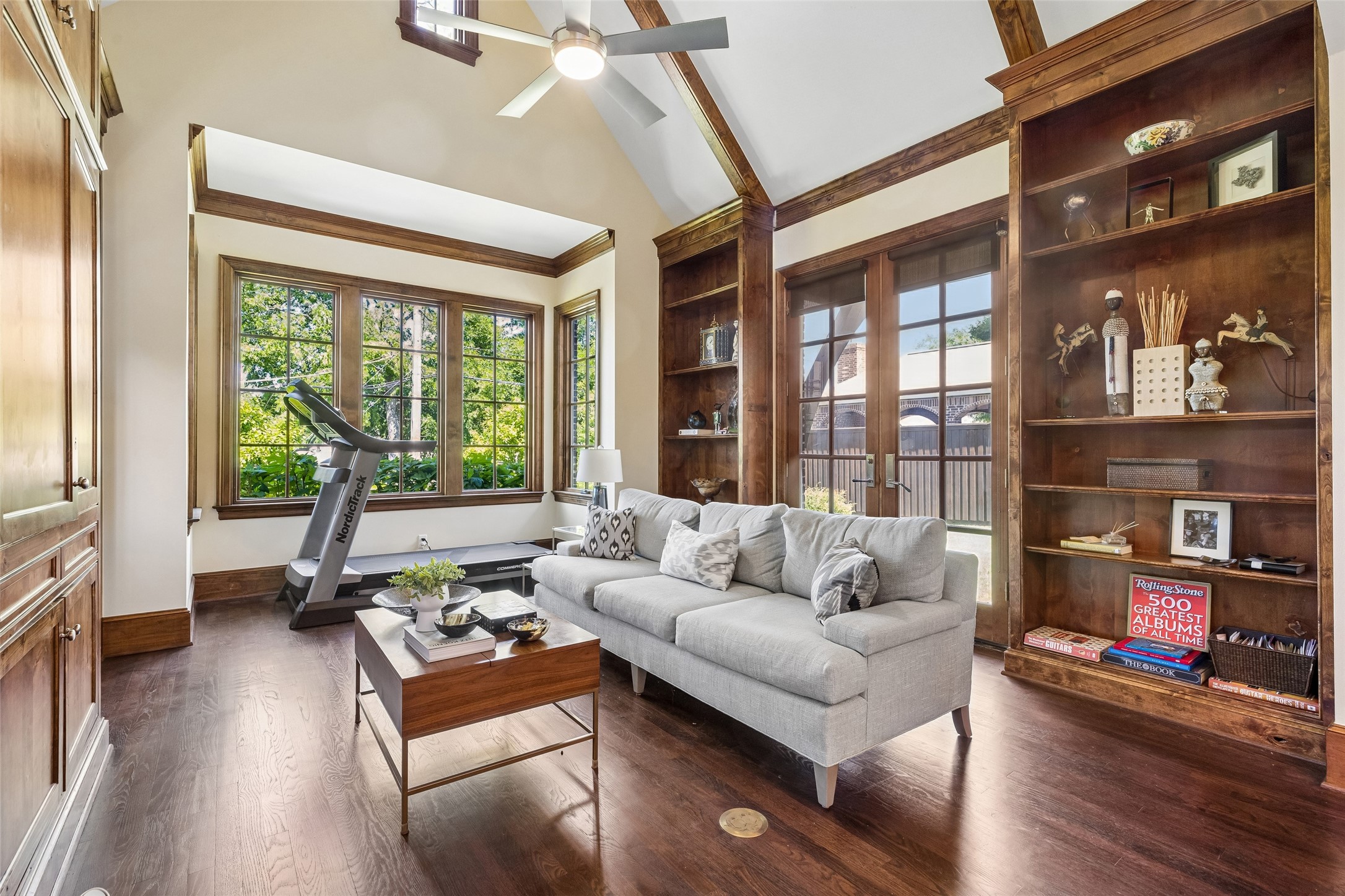 6403 Westlake Avenue