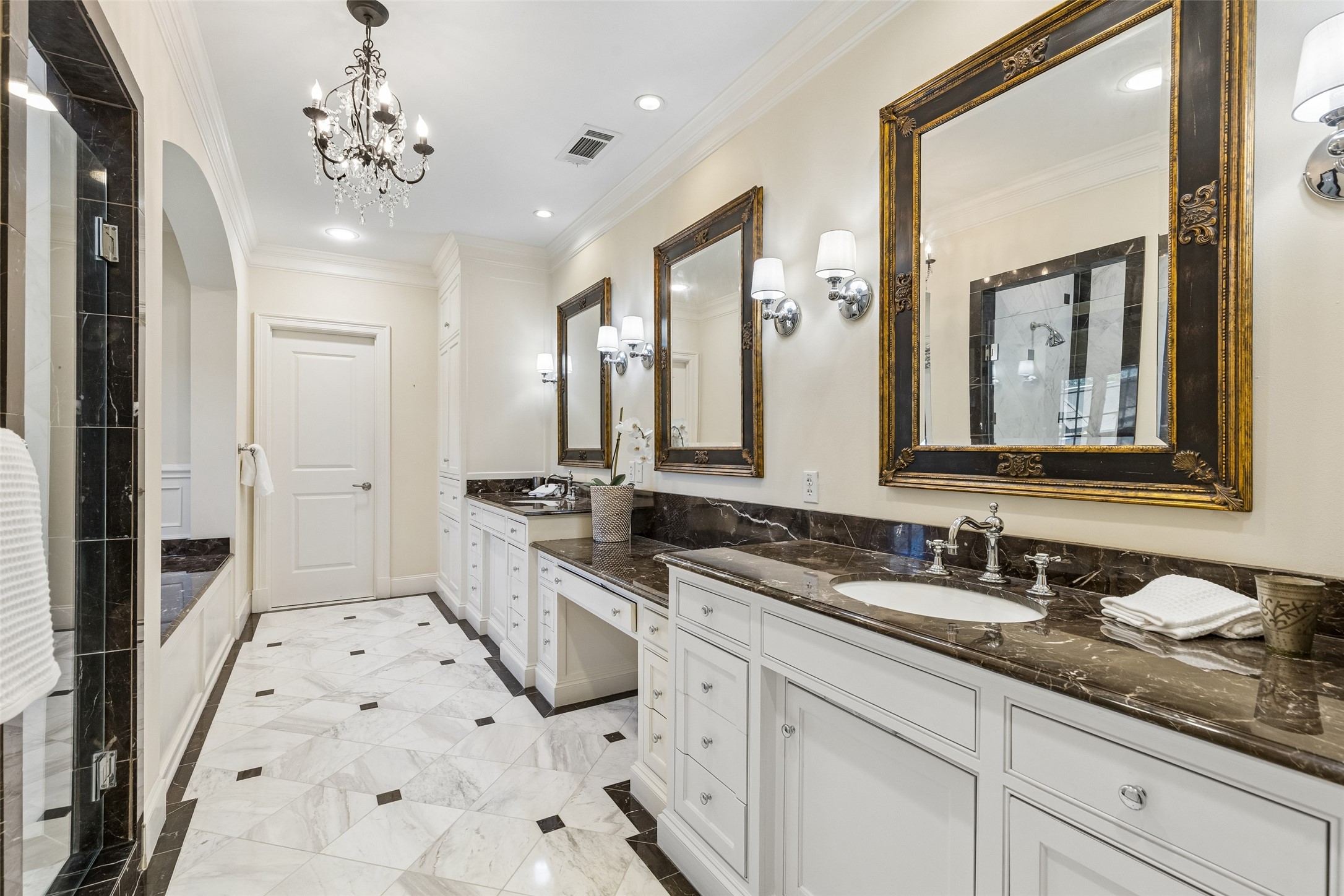 6403 Westlake Avenue