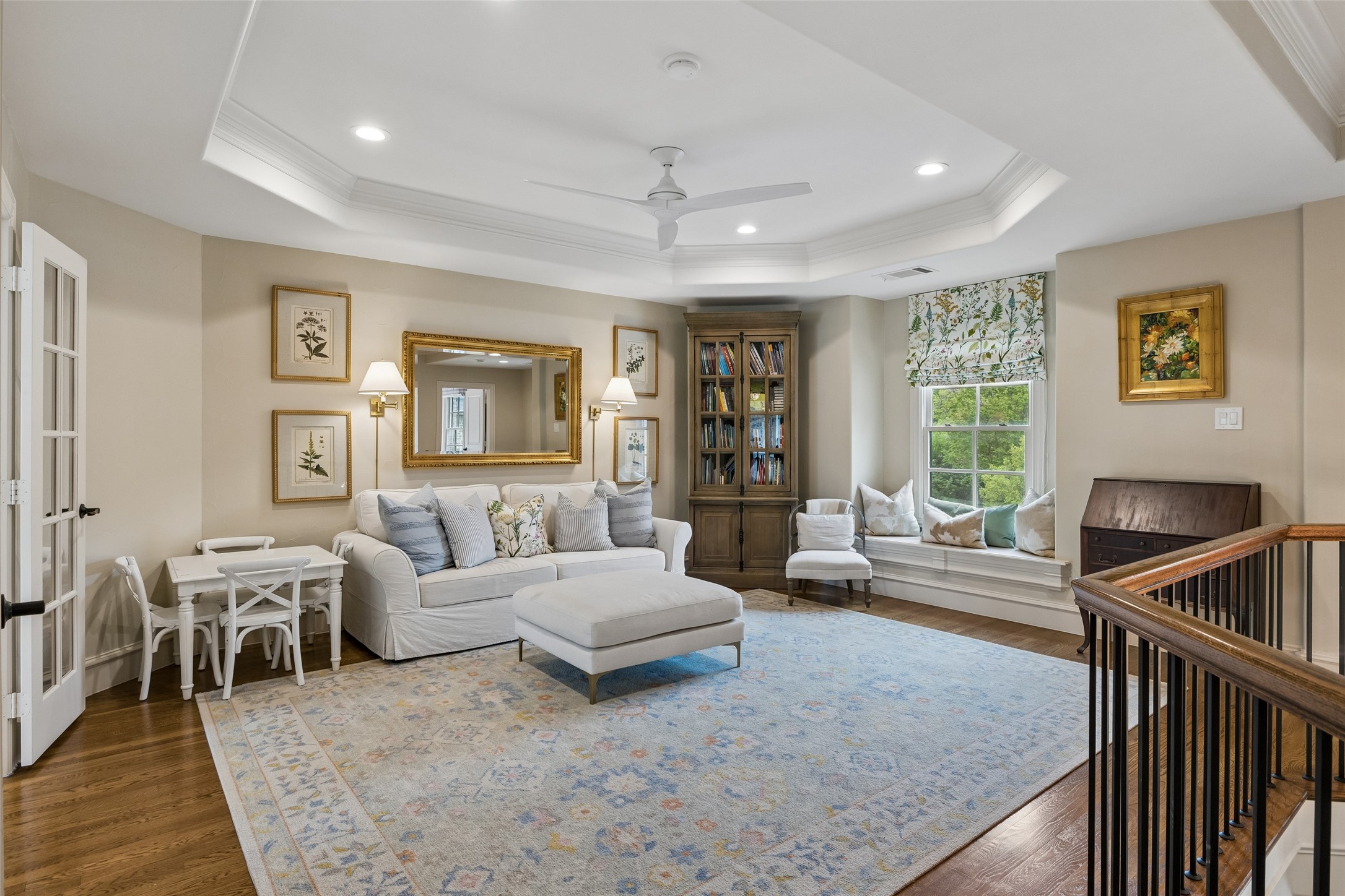 6151 Palo Pinto Avenue