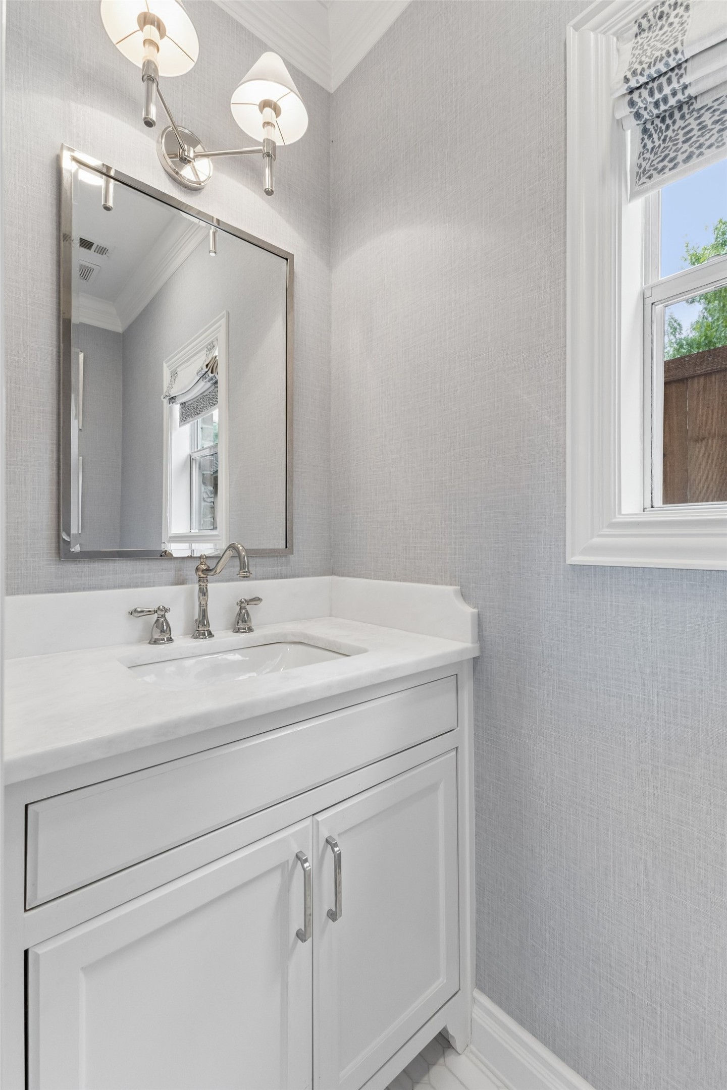 6151 Palo Pinto Avenue