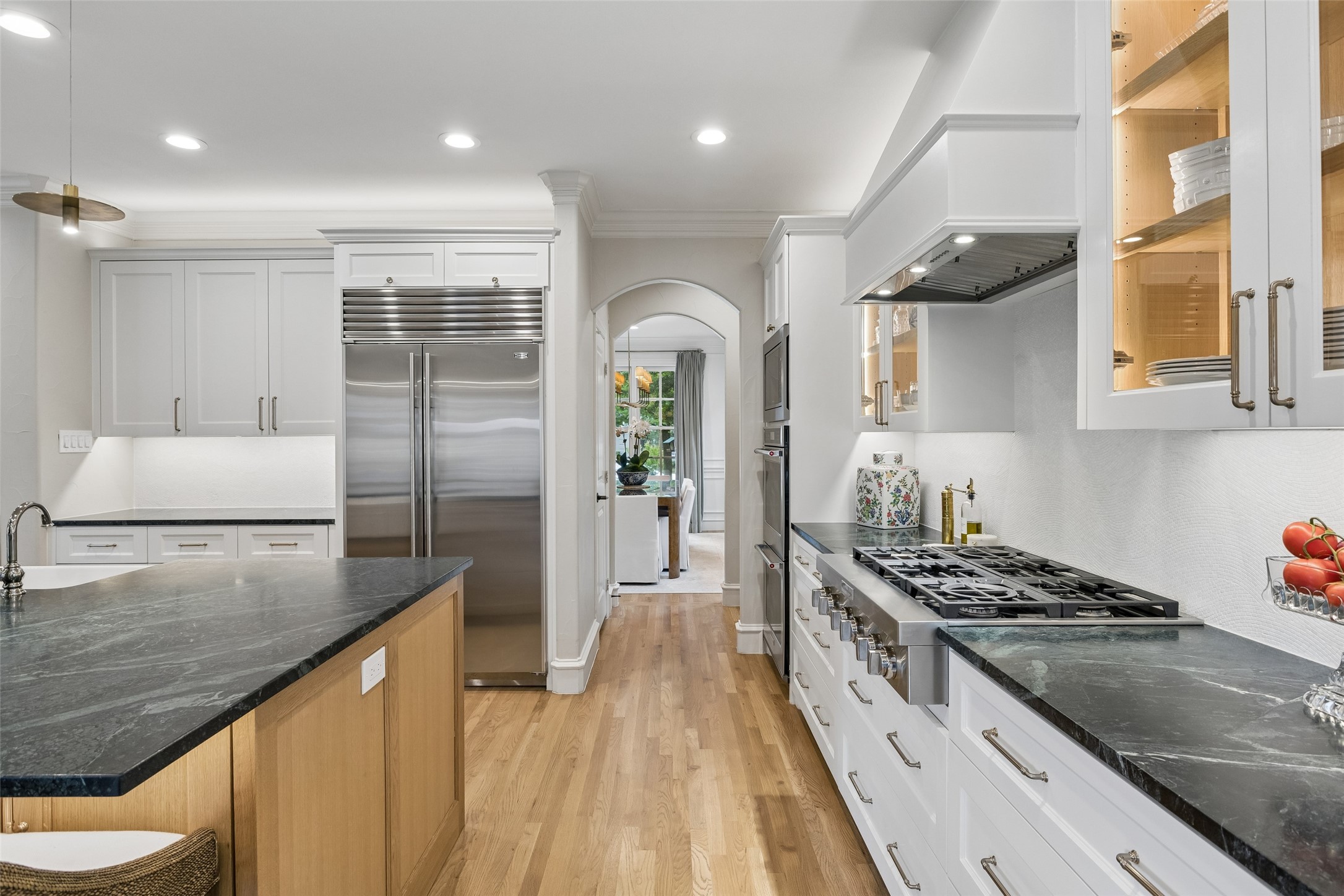 6151 Palo Pinto Avenue