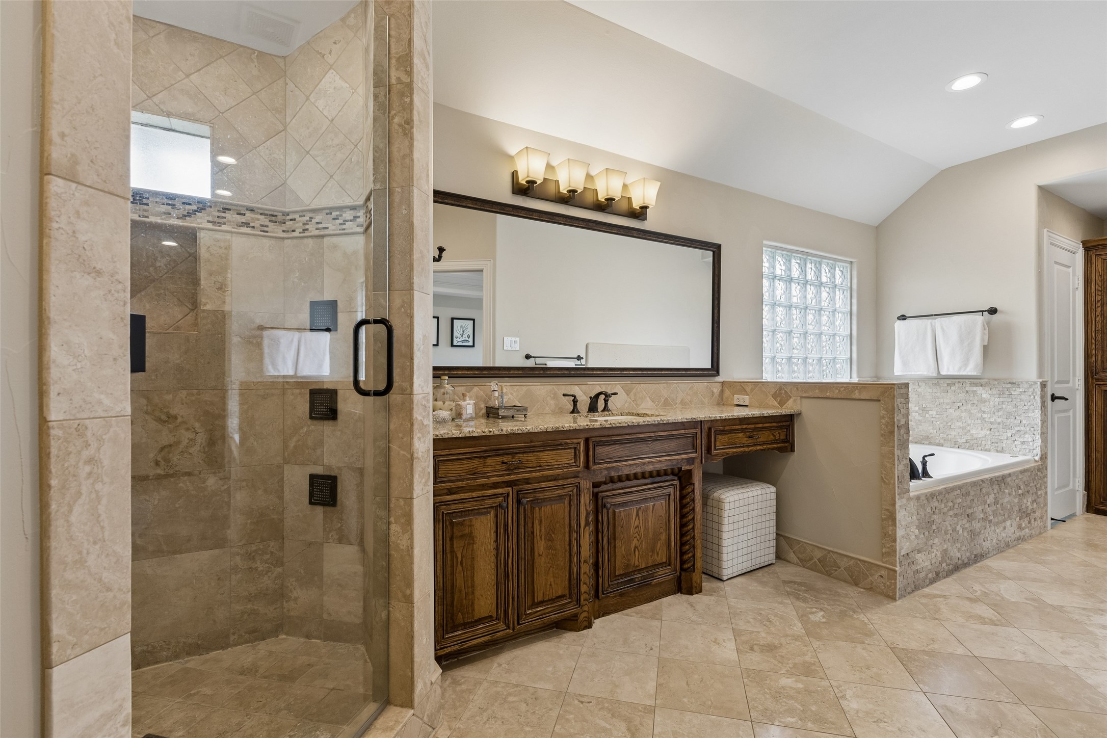 6151 Palo Pinto Avenue