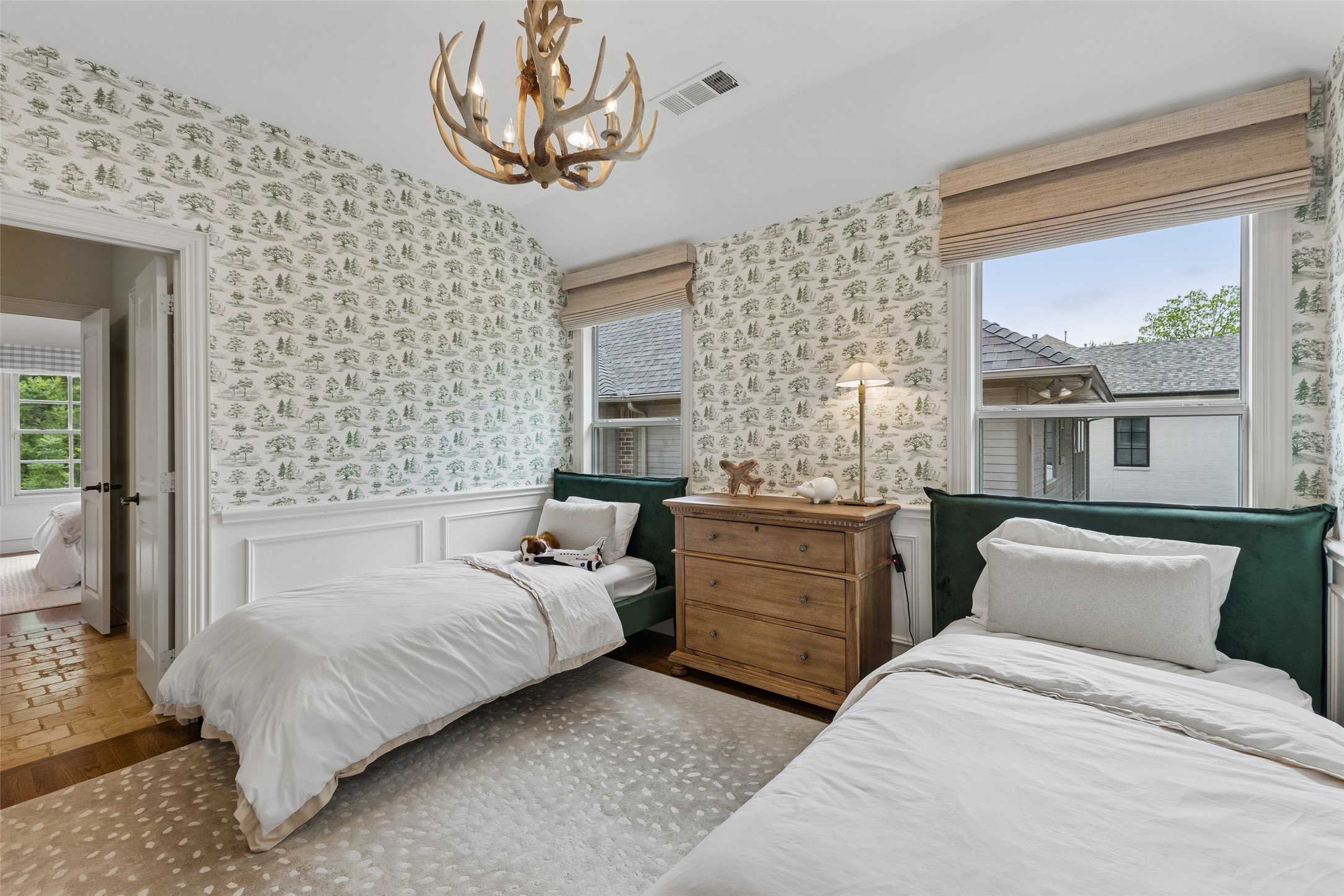 6151 Palo Pinto Avenue