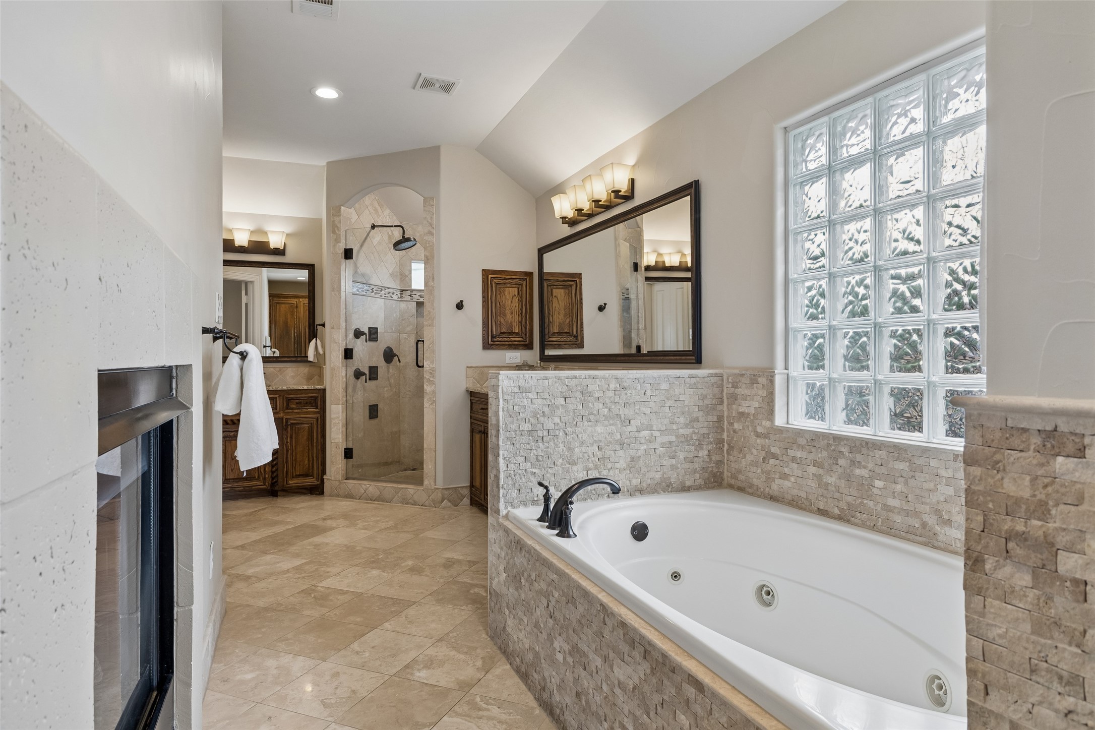 6151 Palo Pinto Avenue