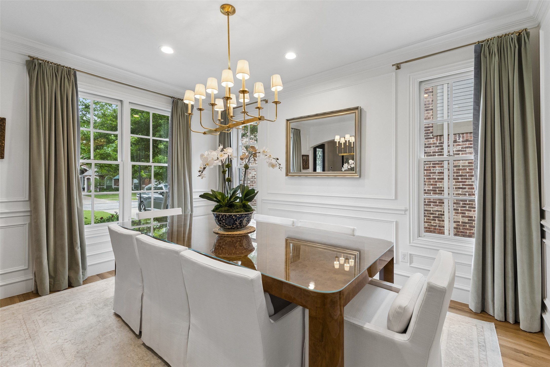 6151 Palo Pinto Avenue