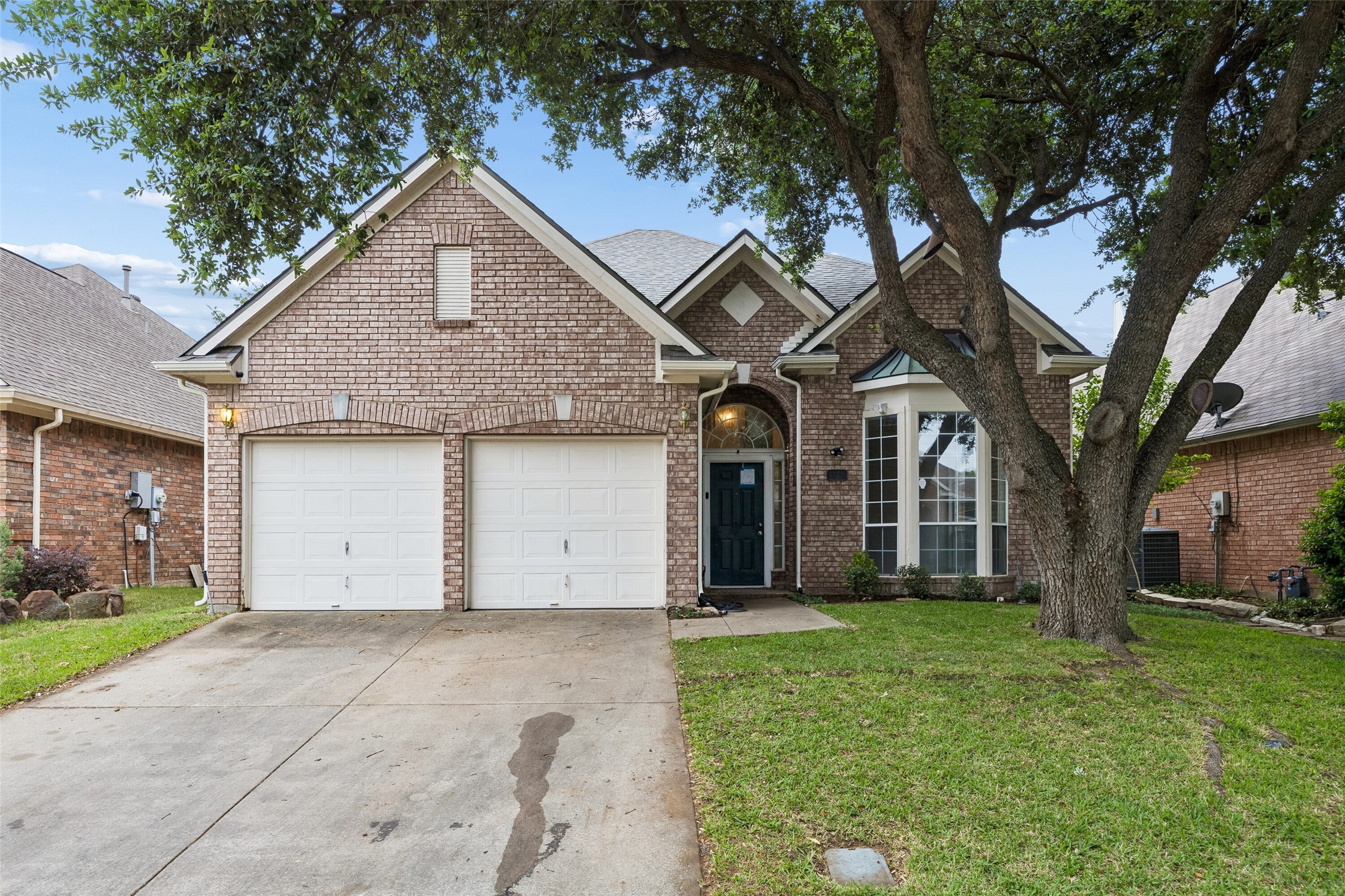 3768 Lakeway Court
