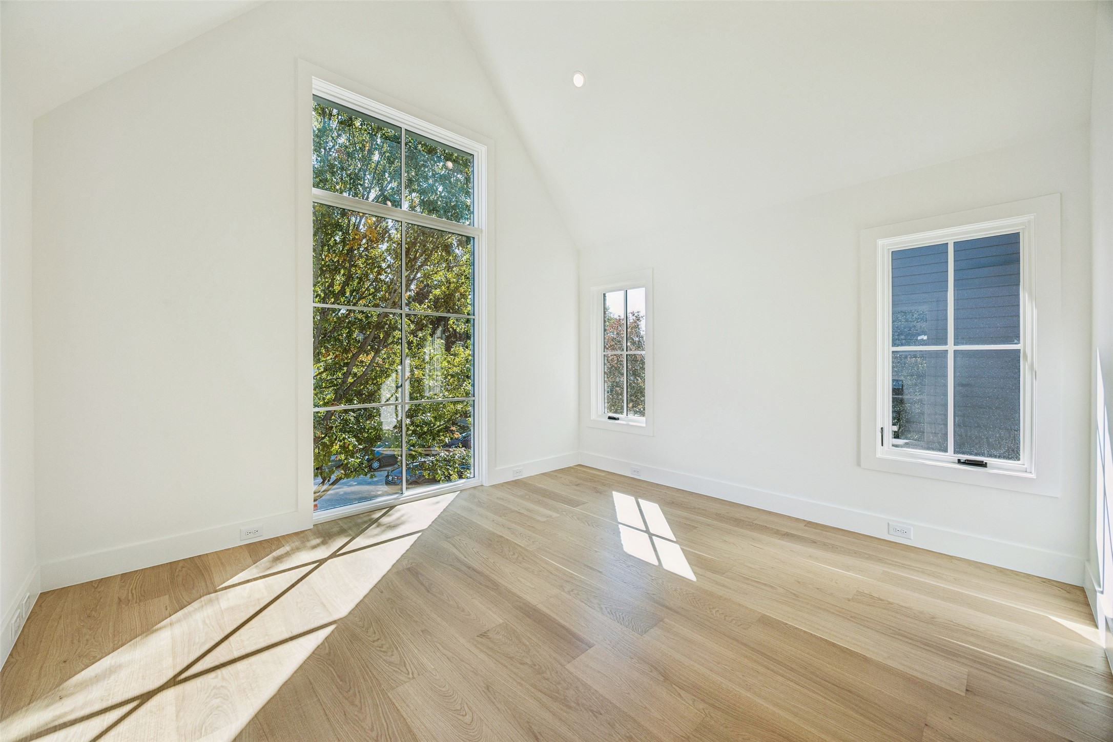 6833 Northridge Drive