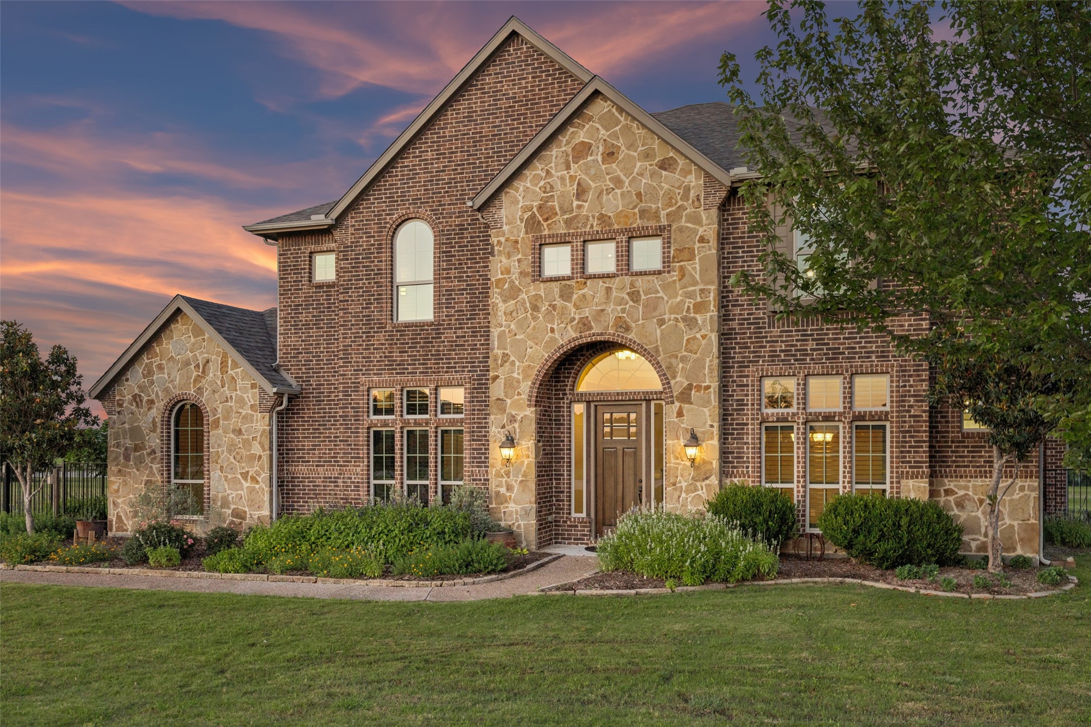 3030 Wincrest Drive