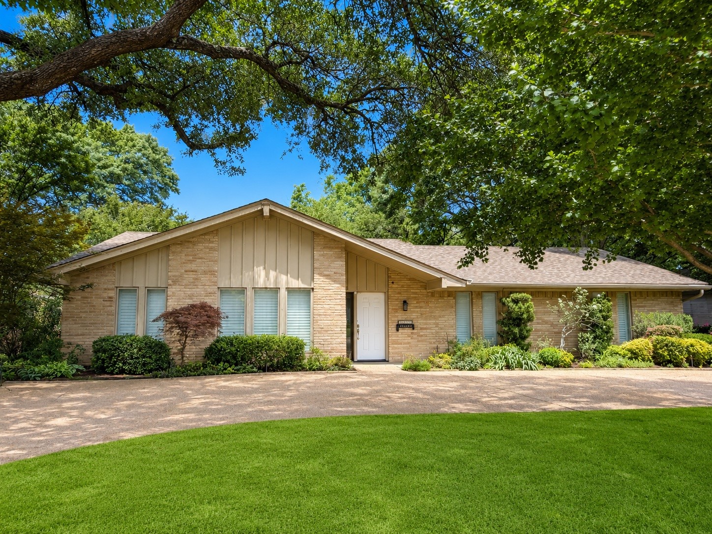 6145 Chesley Lane