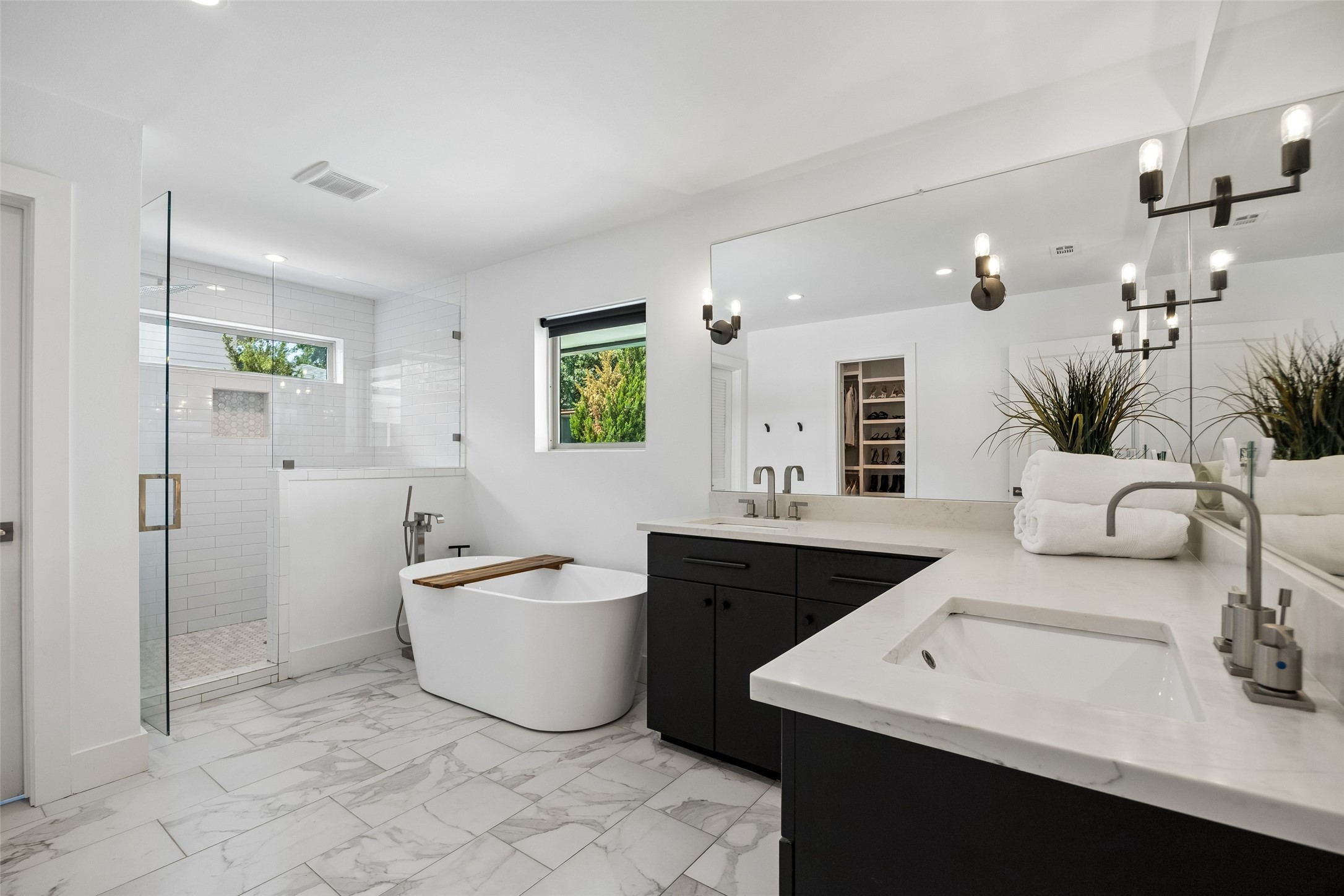 6214 Danbury Lane