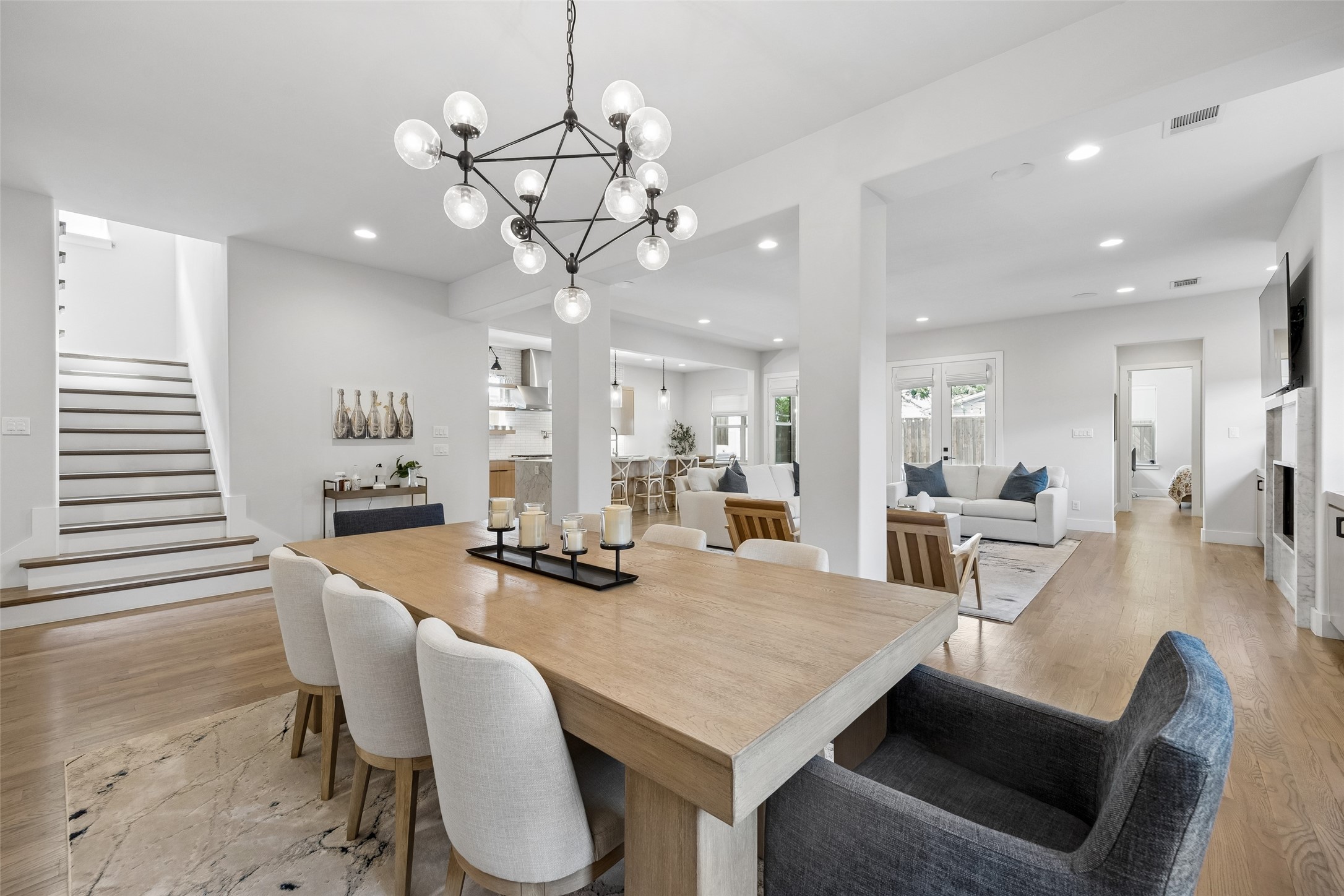 5923 Anita Street