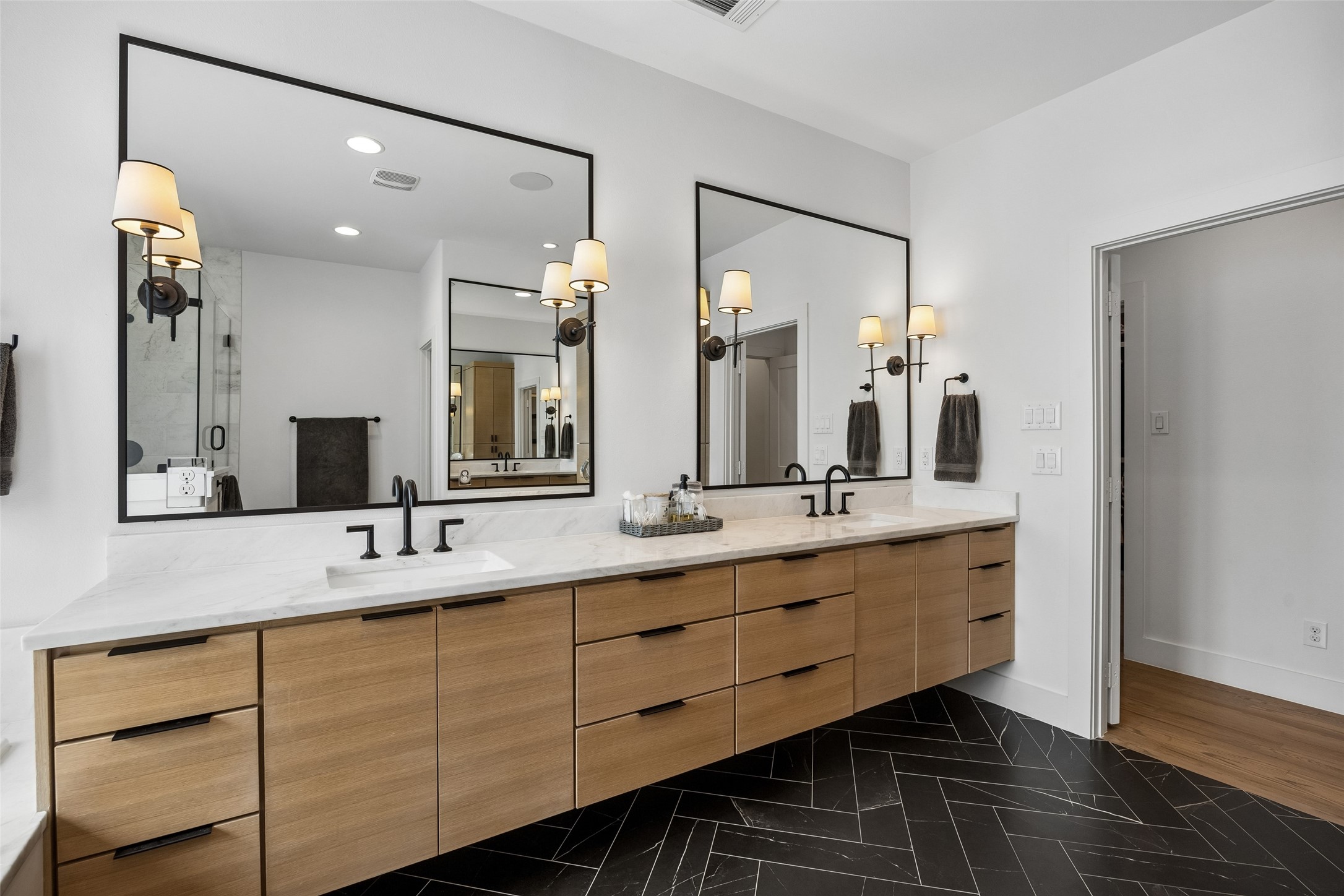 5923 Anita Street