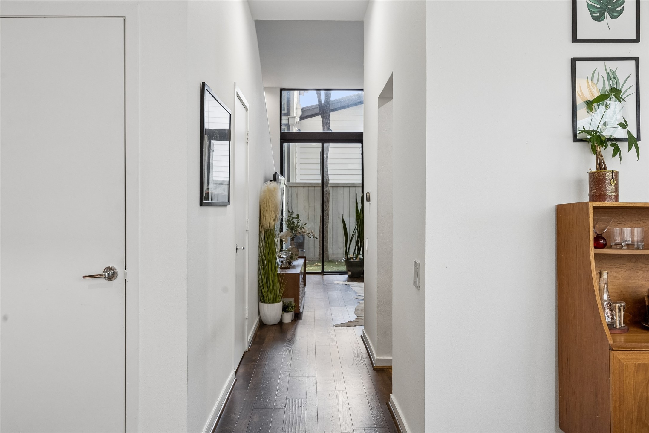 3922 Travis Street 5