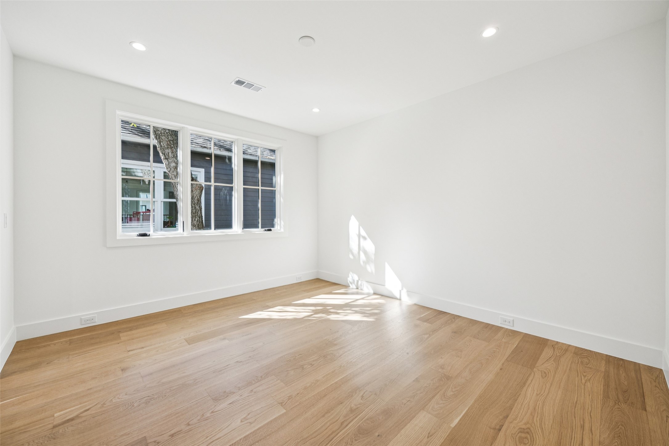 6833 Northridge Drive