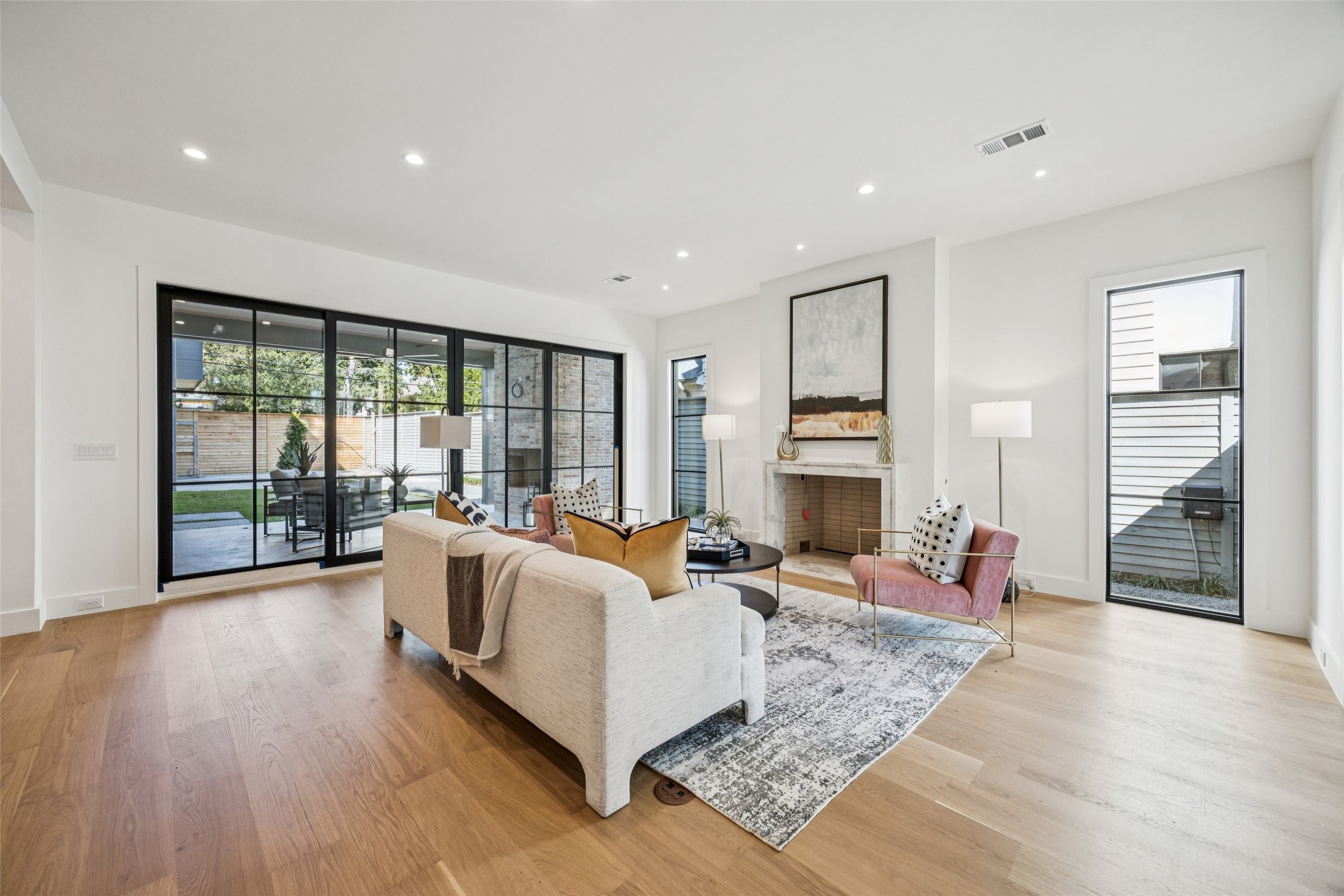 6833 Northridge Drive
