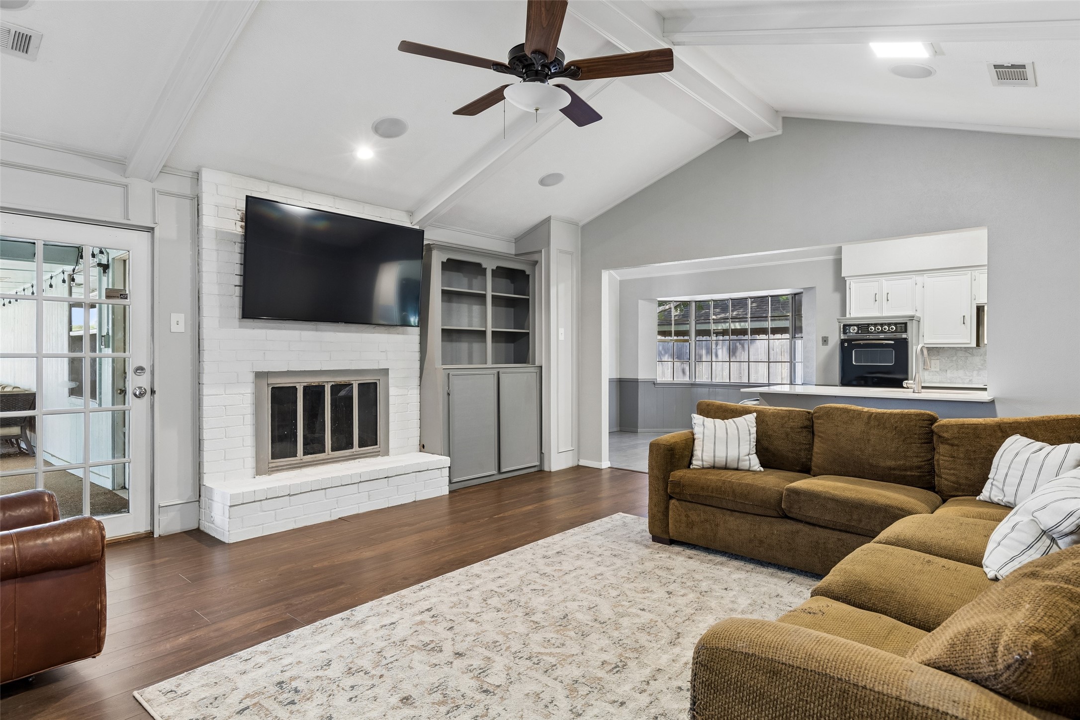 602 Wentworth Drive