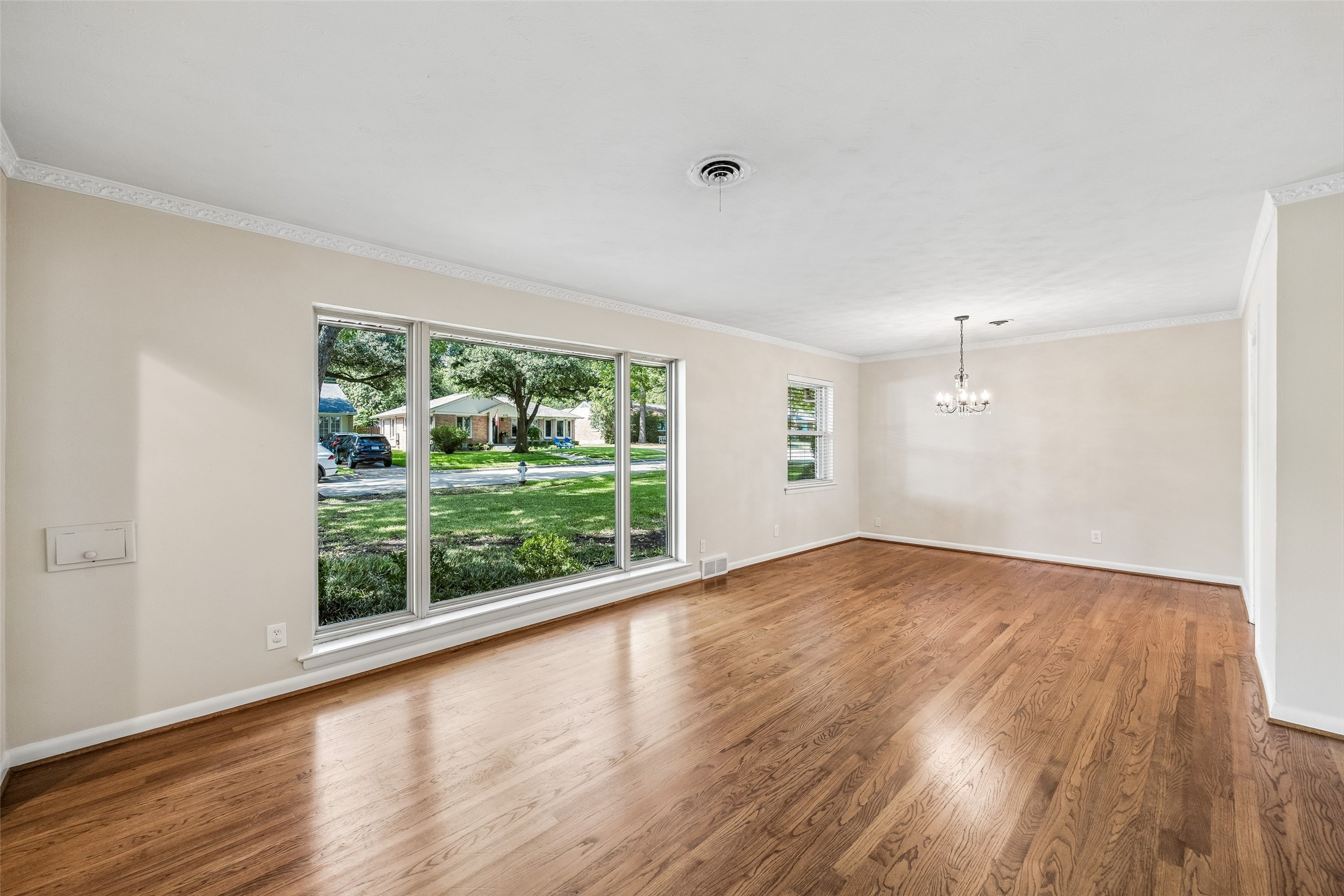 6147 Woodcrest Lane