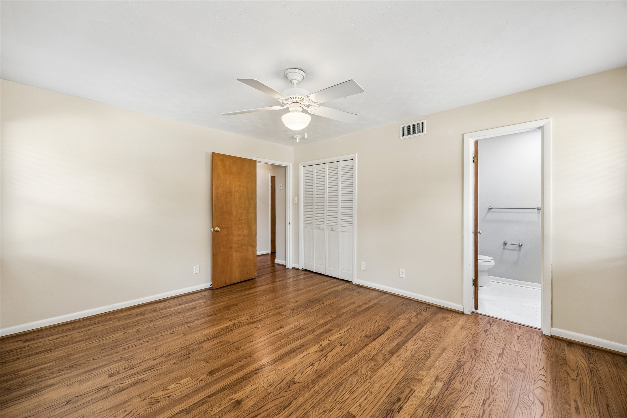 6147 Woodcrest Lane