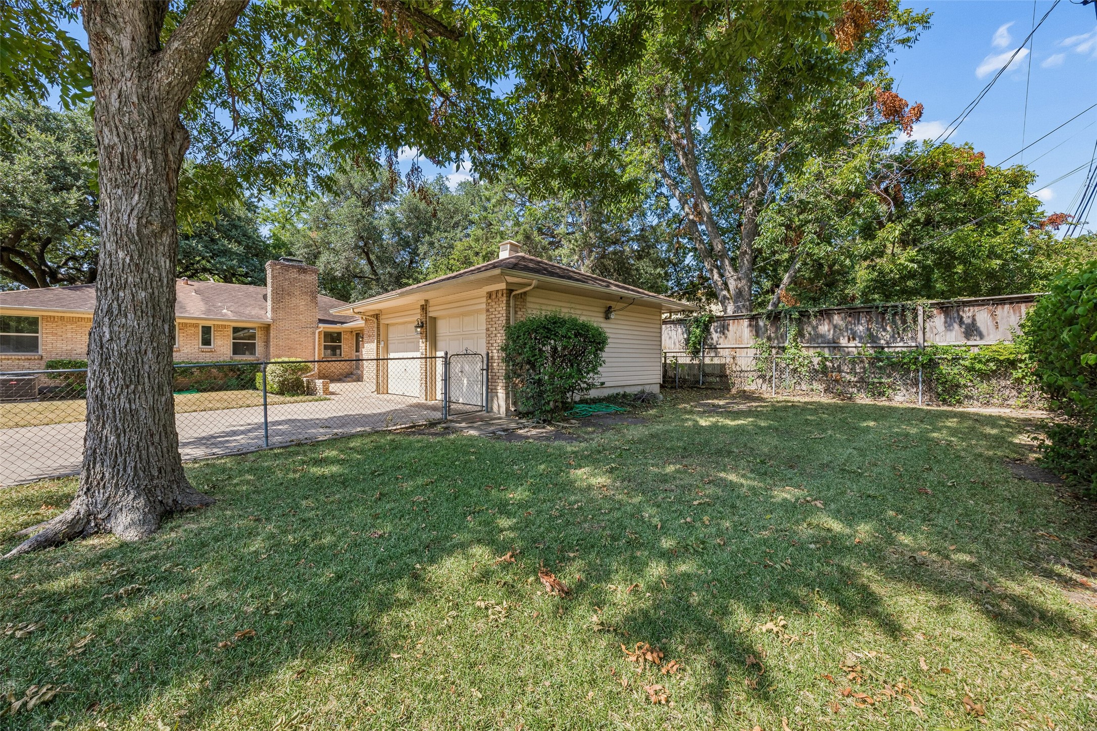 6147 Woodcrest Lane