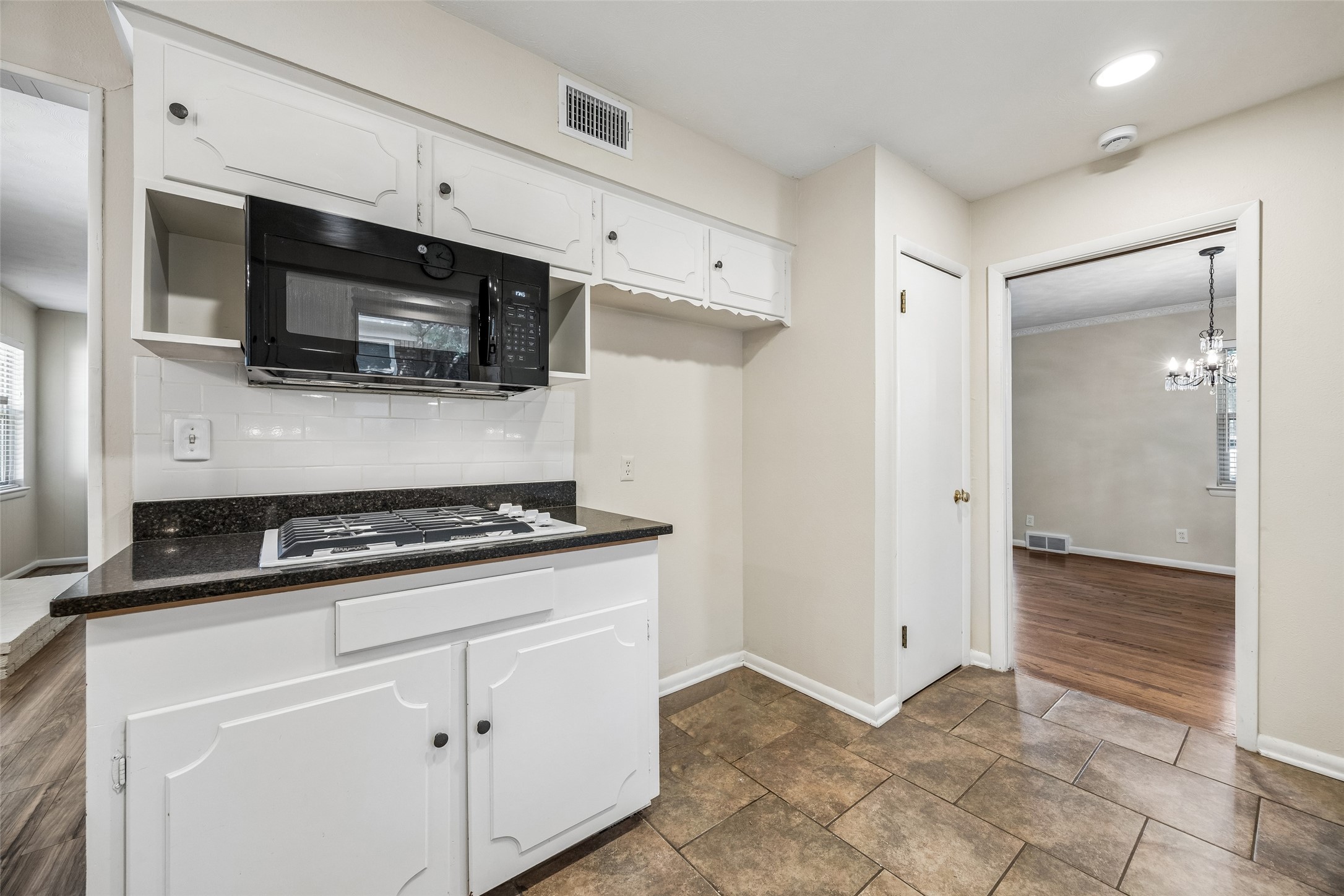 6147 Woodcrest Lane