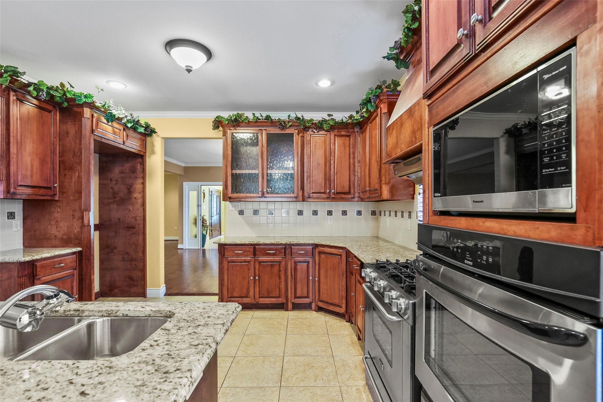 6149 Vickery Boulevard 1st Floor