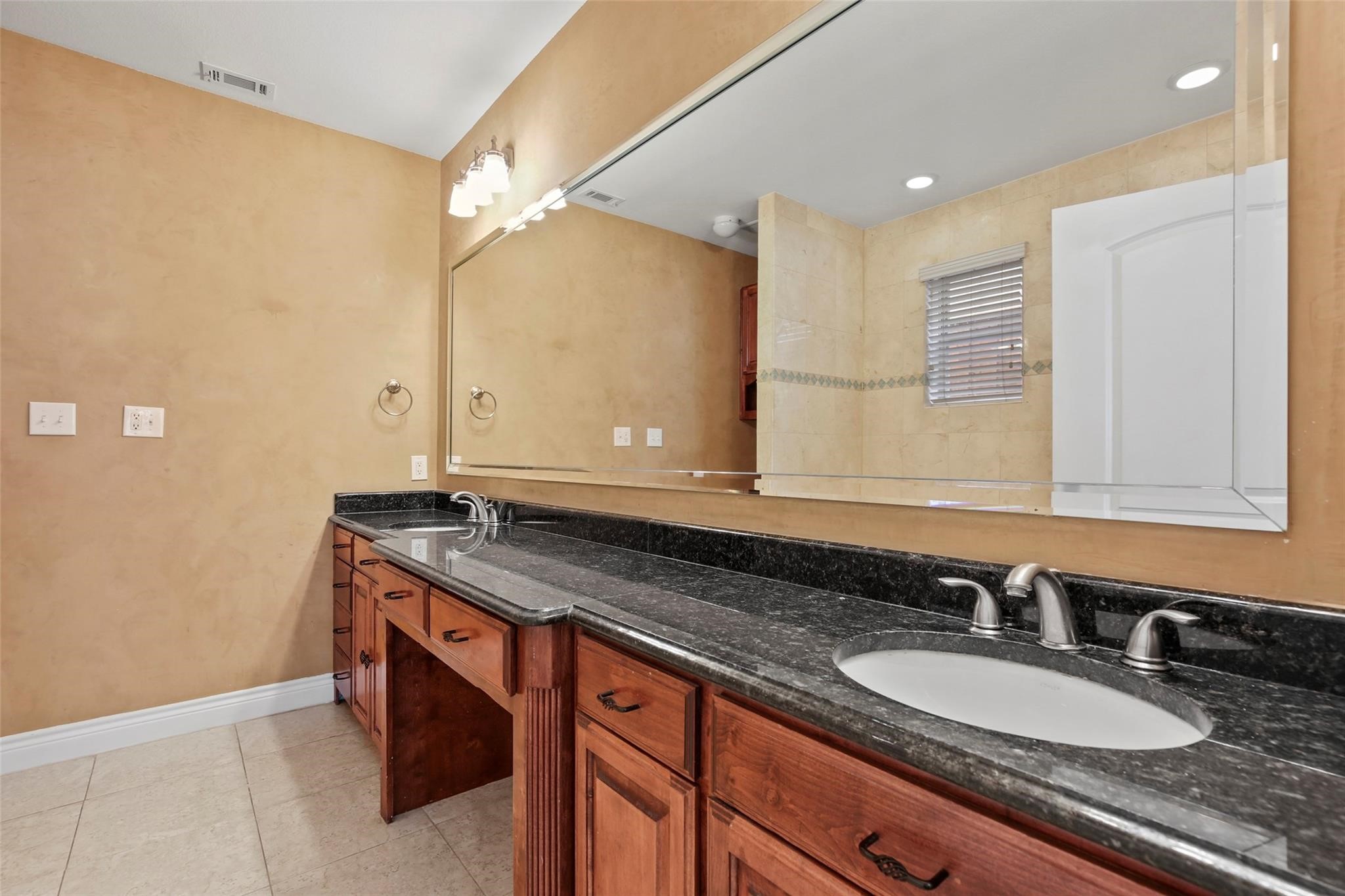 6149 Vickery Boulevard 1st Floor