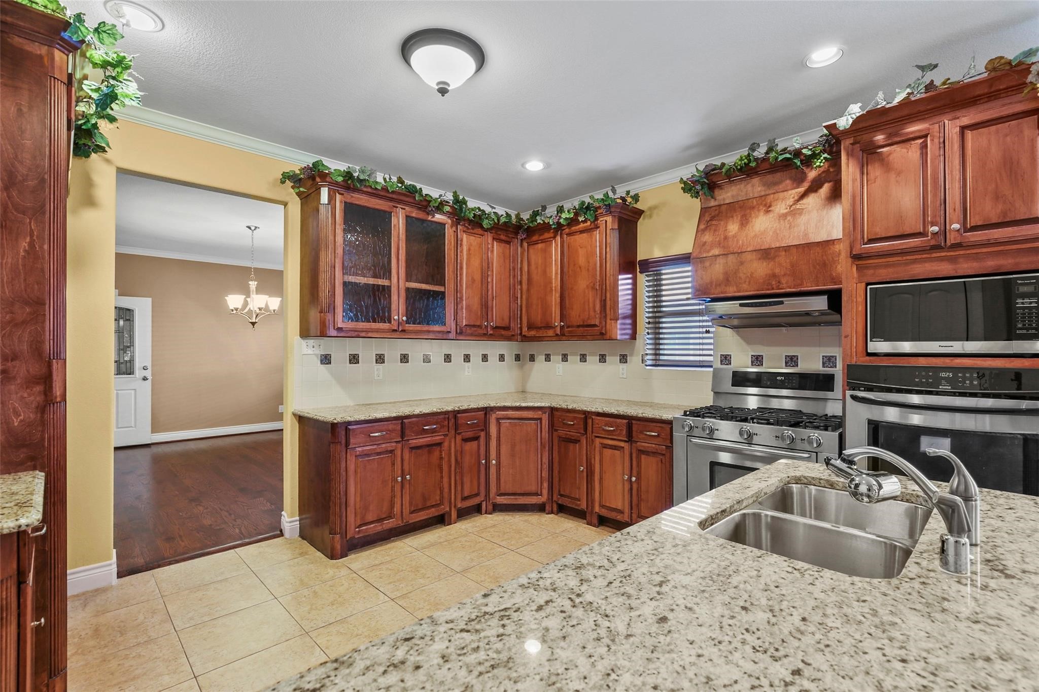 6149 Vickery Boulevard 1st Floor