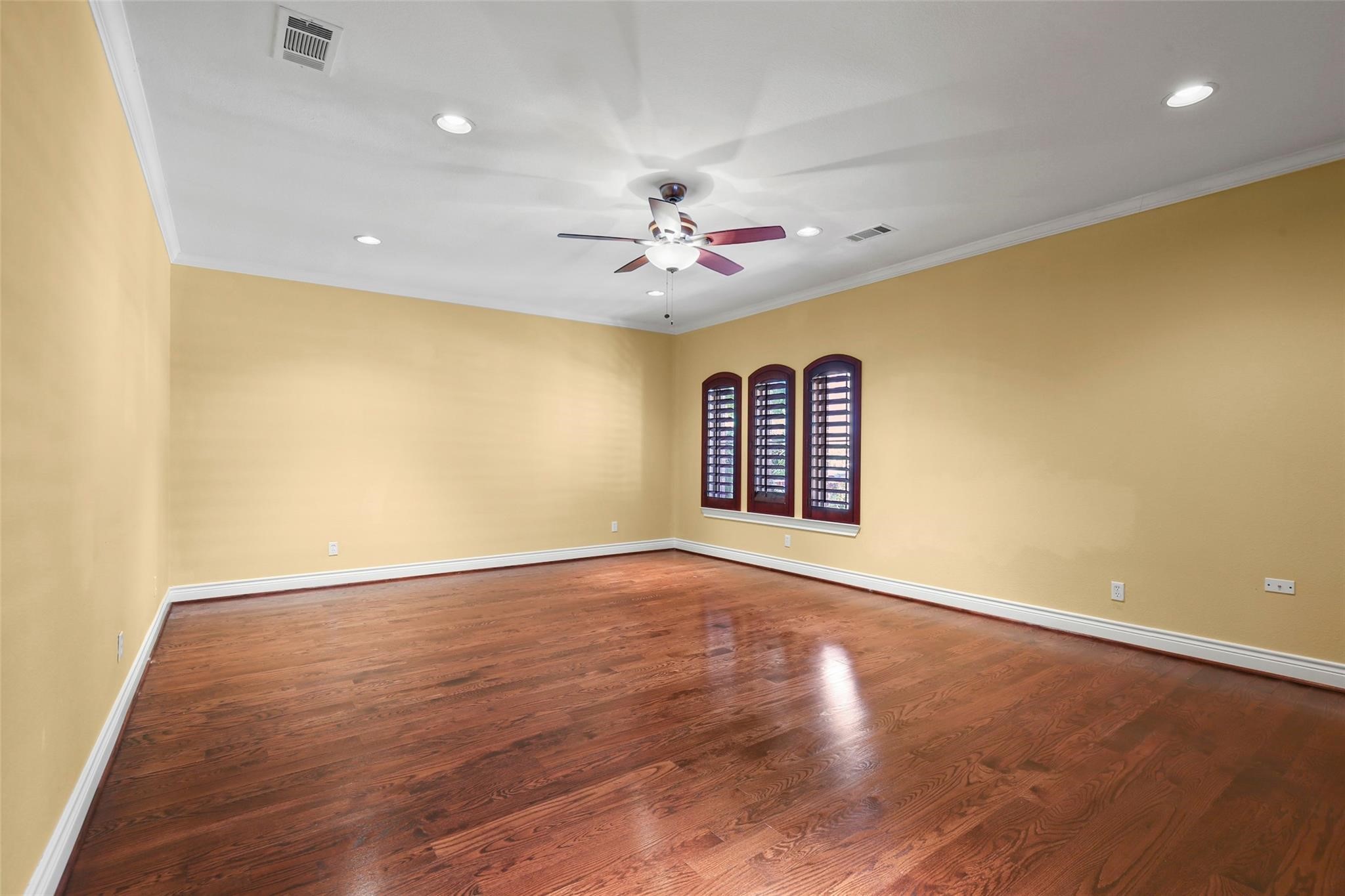 6149 Vickery Boulevard 1st Floor