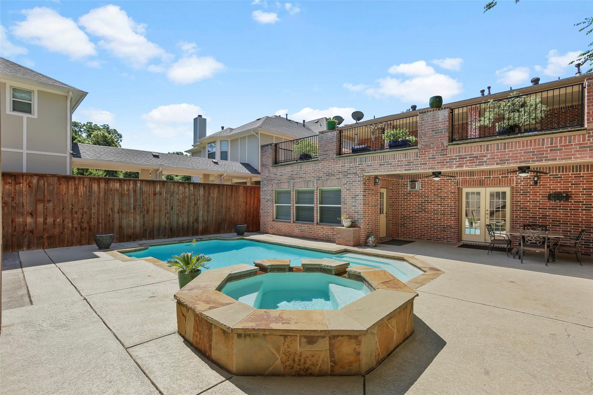 6149 Vickery Boulevard 1st Floor