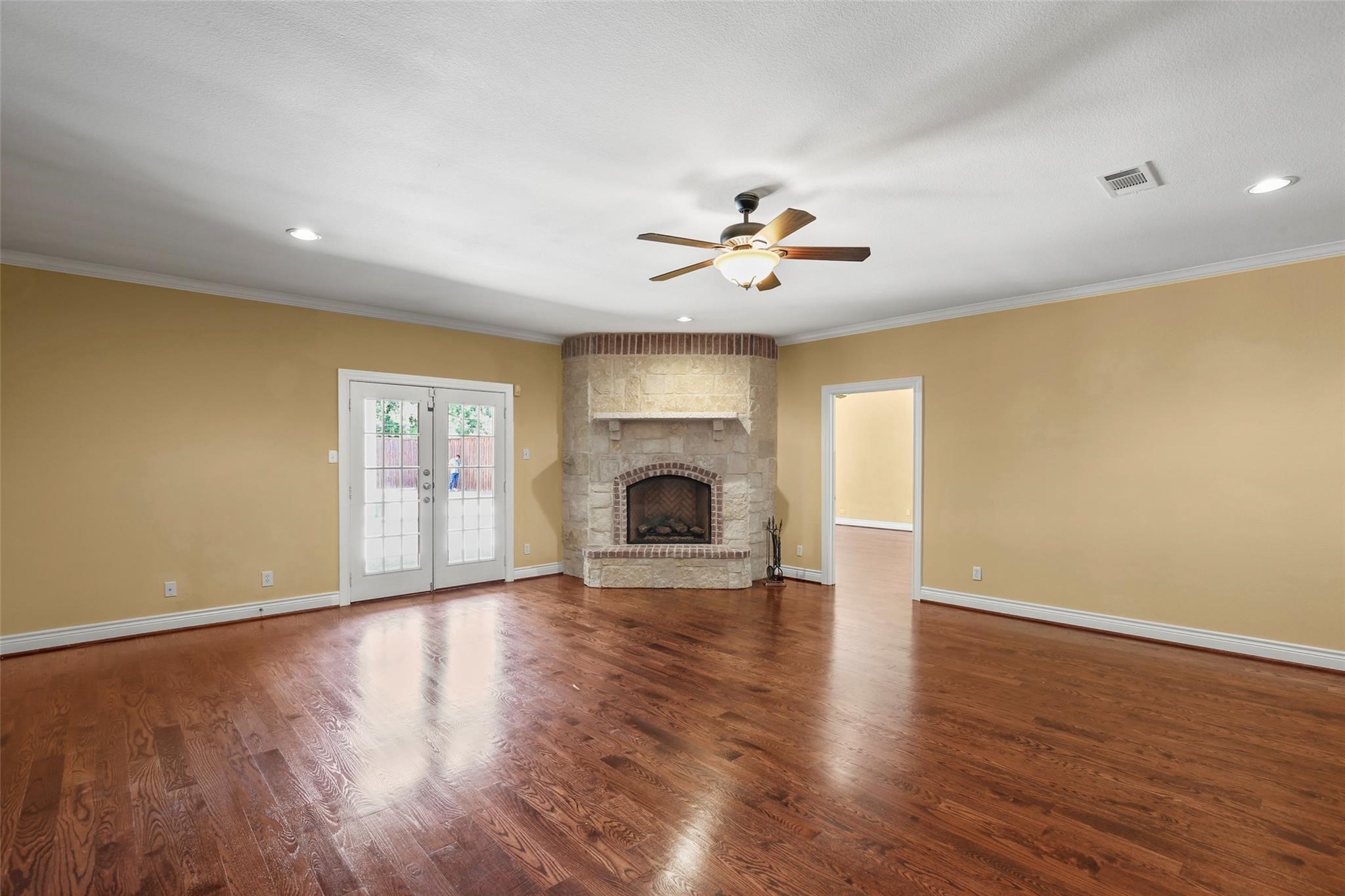 6149 Vickery Boulevard 1st Floor