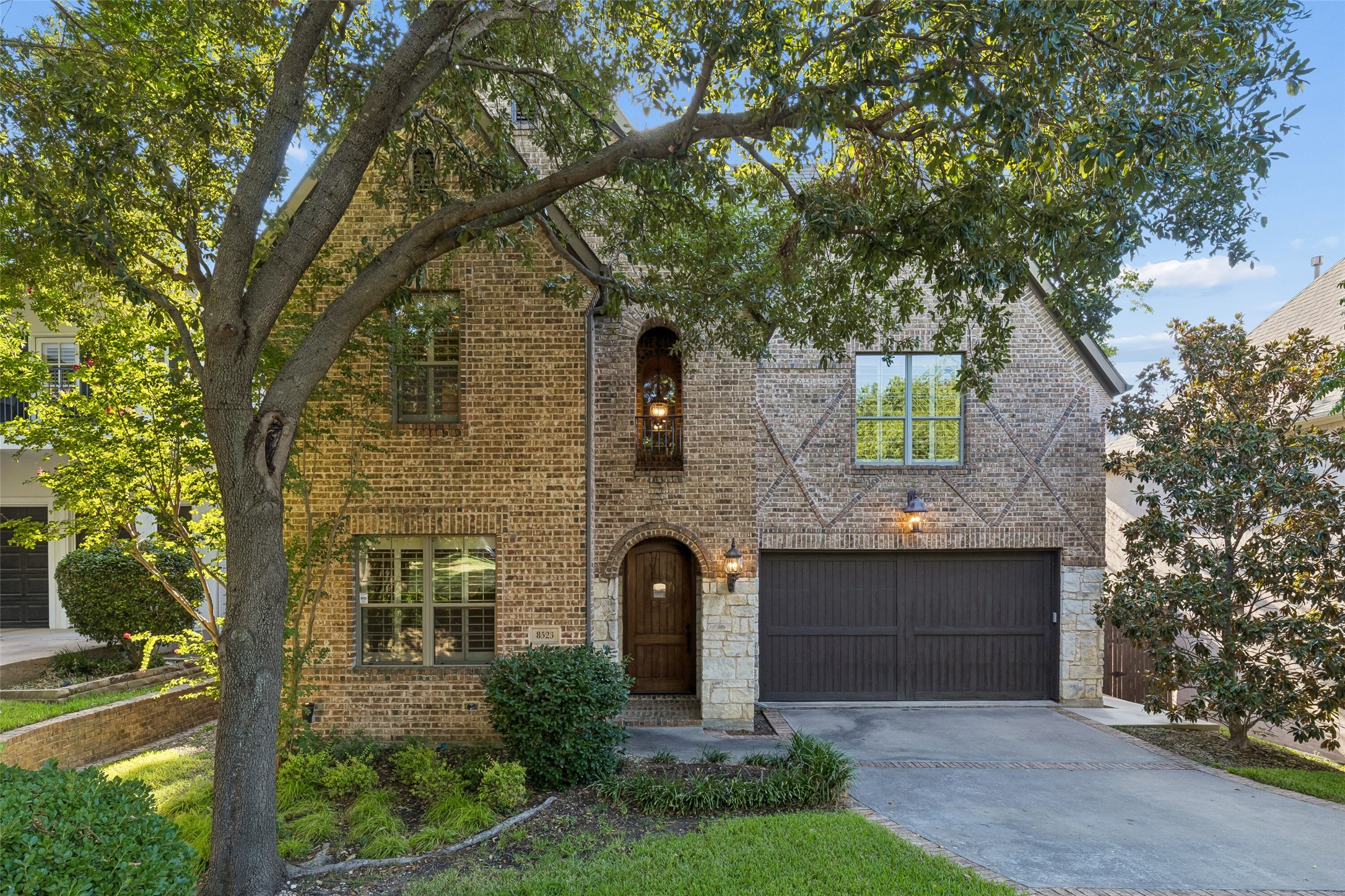 8523 Lakemont Drive