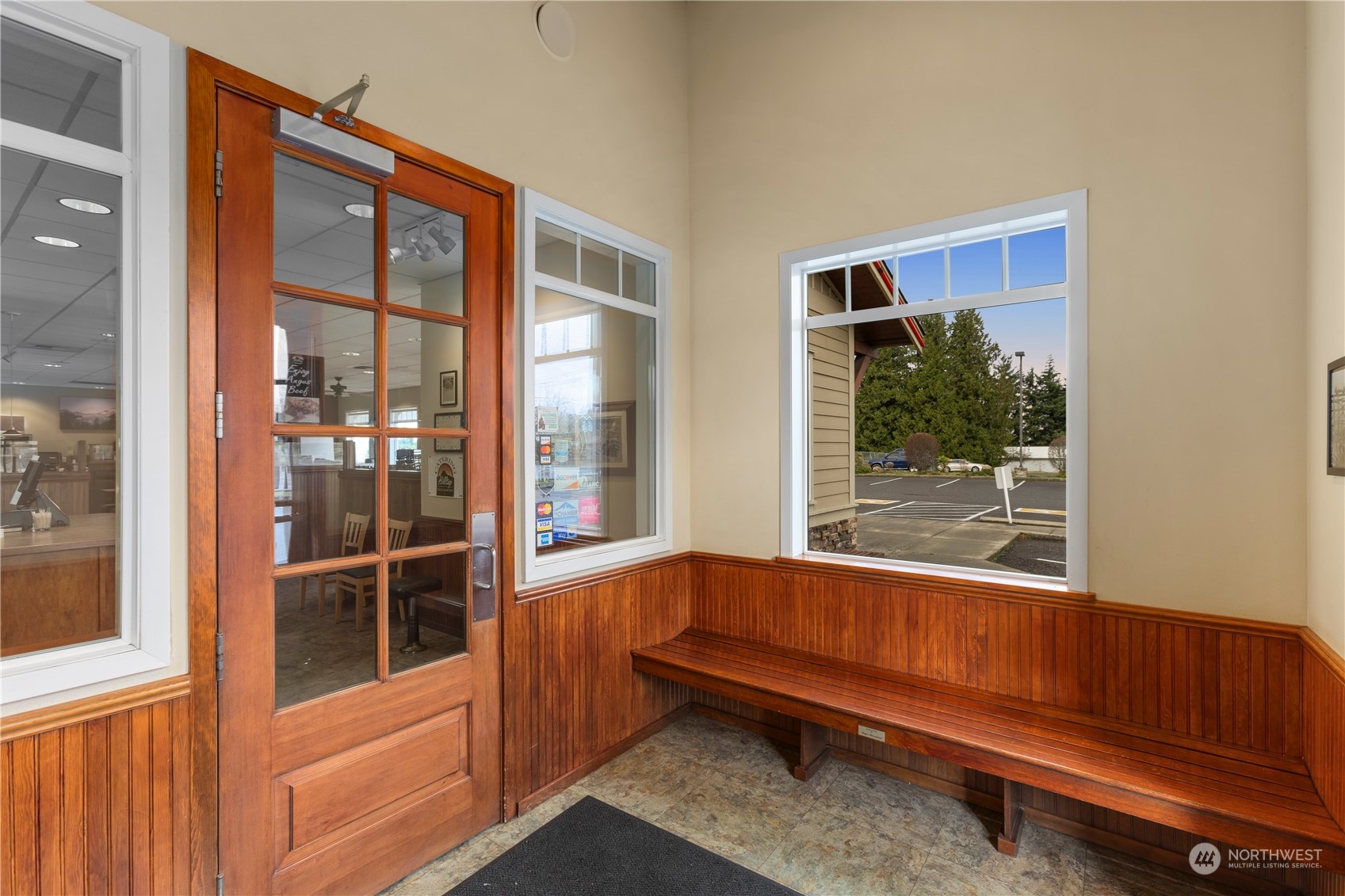 5645 Guide Meridian
