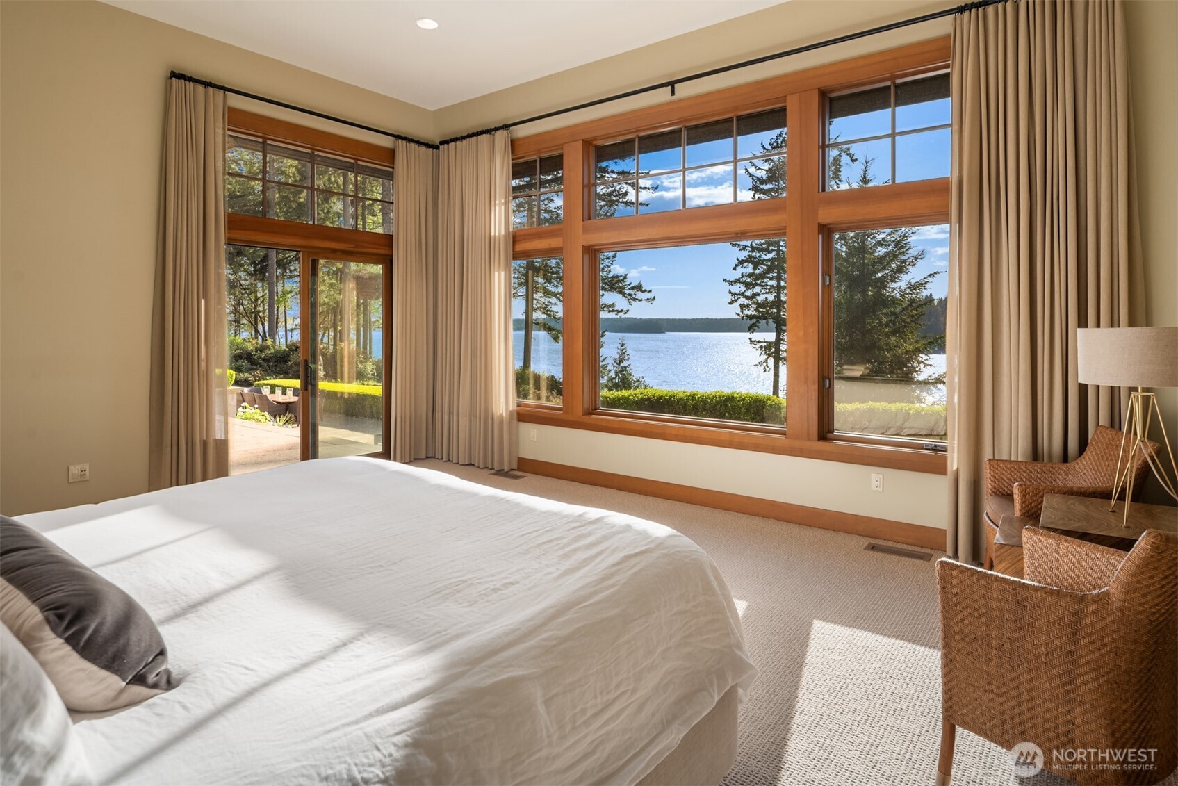 21402 S Herron Road NW