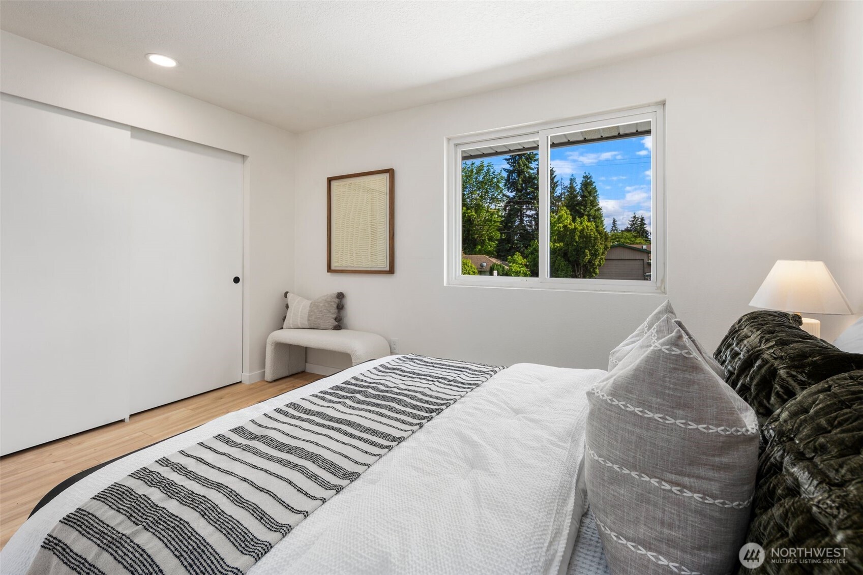 957 12th Street NE Unit: 1009