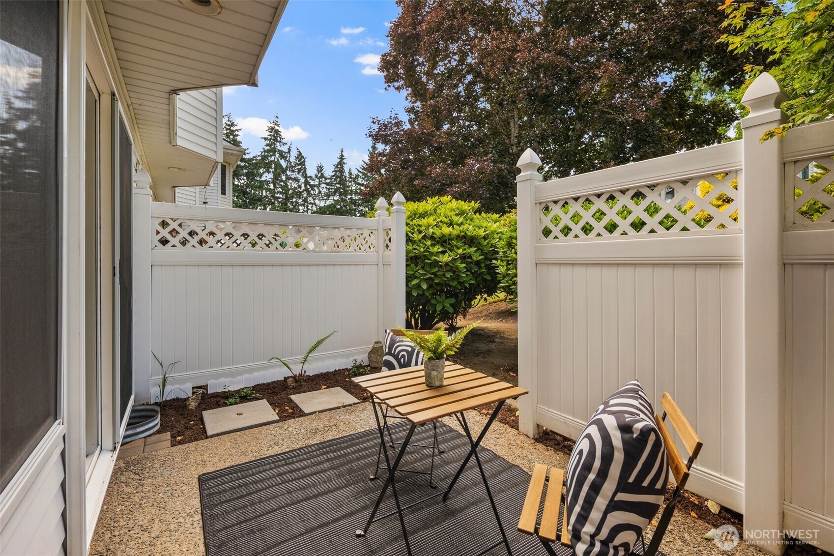 957 12th Street NE Unit: 1009