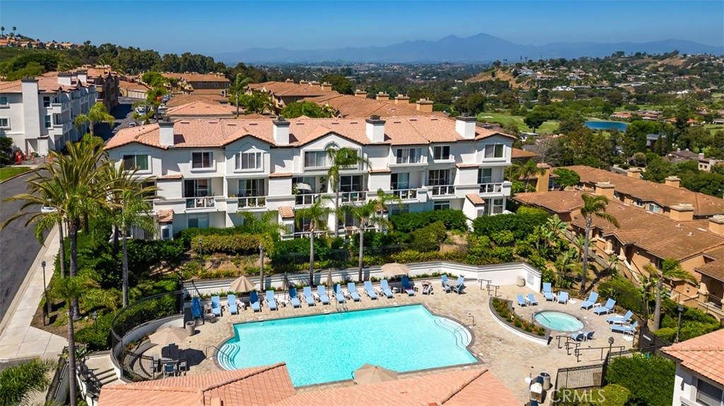 30902 Clubhouse Drive 14E