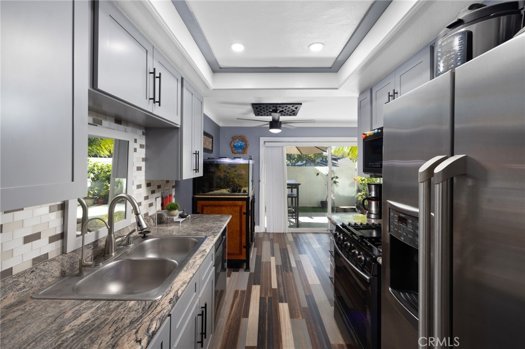 20327 Flower Gate Lane 23