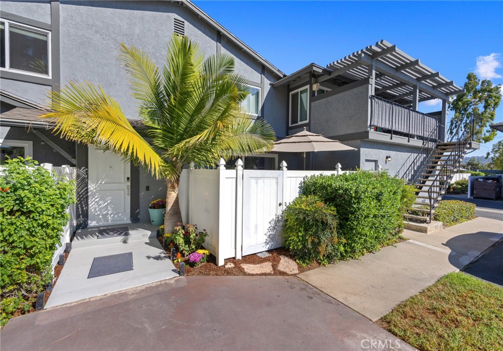 20327 Flower Gate Lane 23