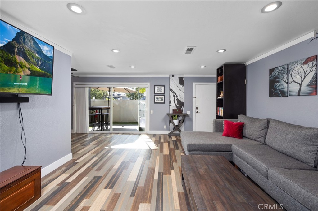 20327 Flower Gate Lane 23