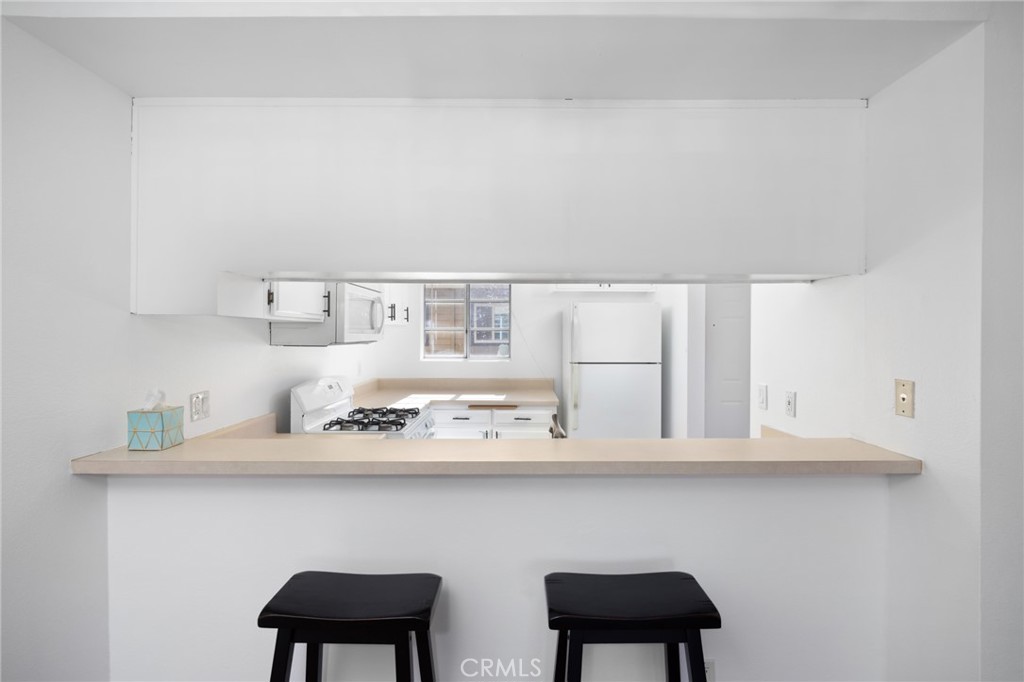 680 Grand Avenue 203