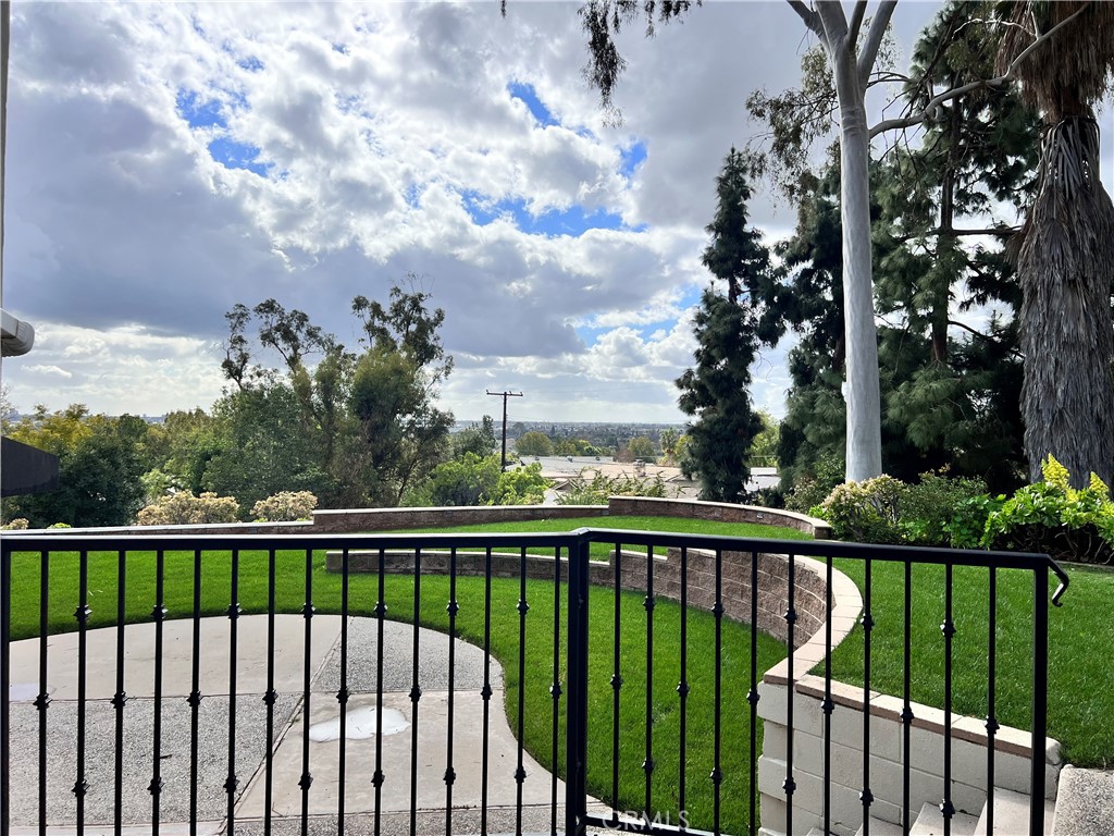 1473 Kensington Drive