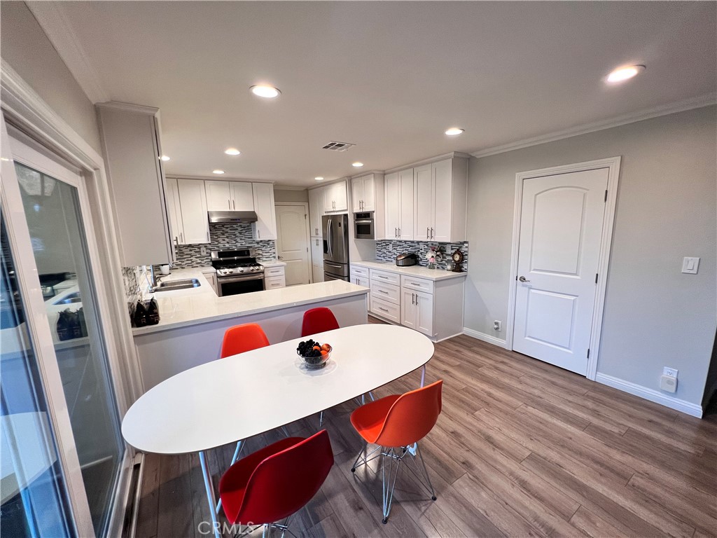 1473 Kensington Drive