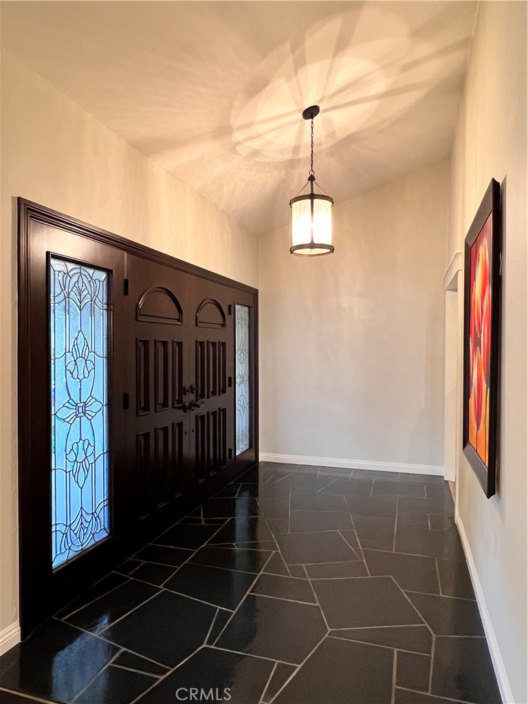 1473 Kensington Drive