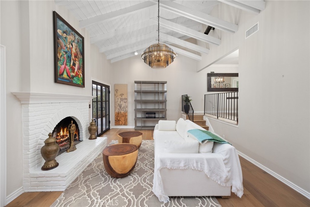 1468 Kensington Drive