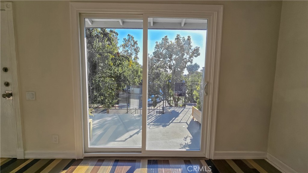 20302 #4 Flower Gate Lane 4