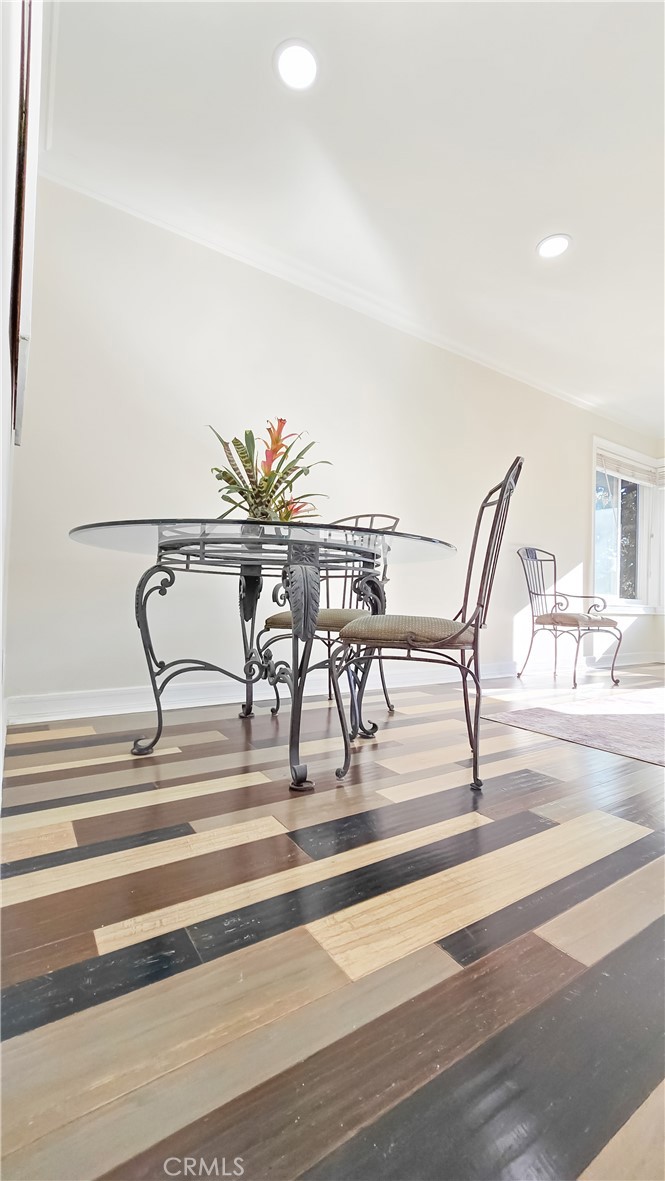 20302 #4 Flower Gate Lane 4